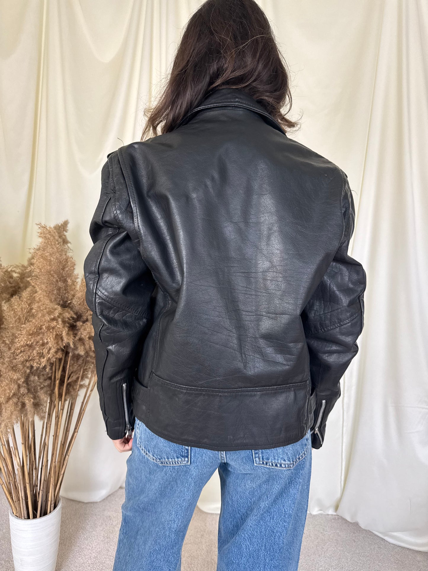 Jacheta vintage 100% piele naturală (mărimea M)