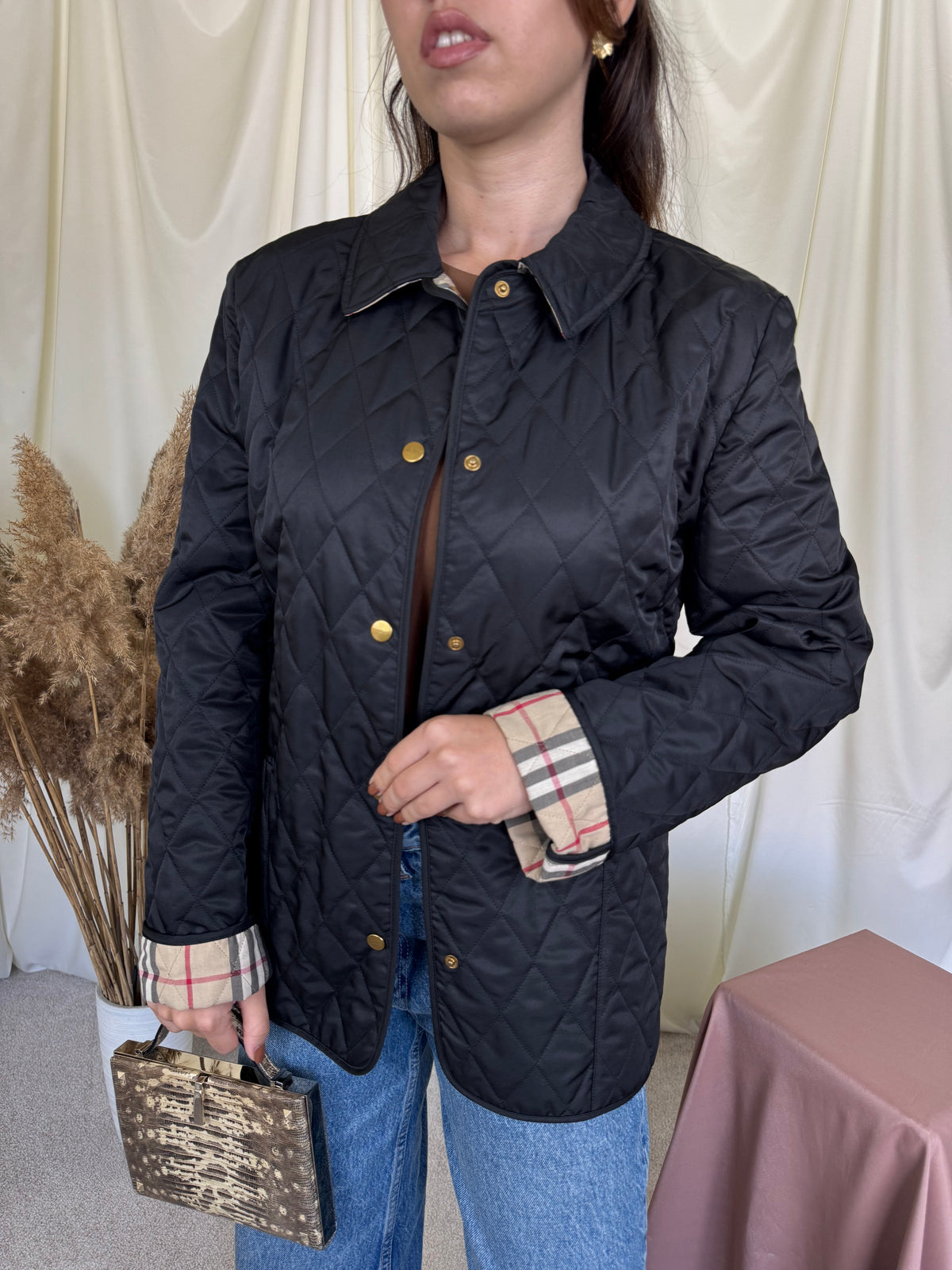 Jacheta premium BURBERRY, închidere cu capse inscripționate, căptușeală cu print ( mărimea S/M- M)