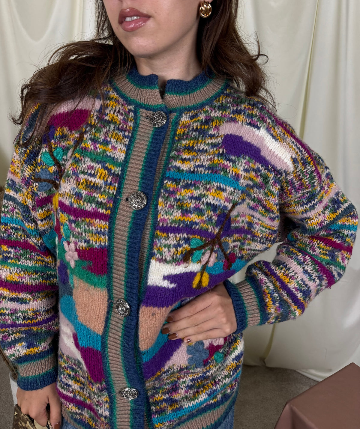 Jerse vintage supradimensionat cu print vesel, lucrat manual, 50% lână ( mărimea M-XL)