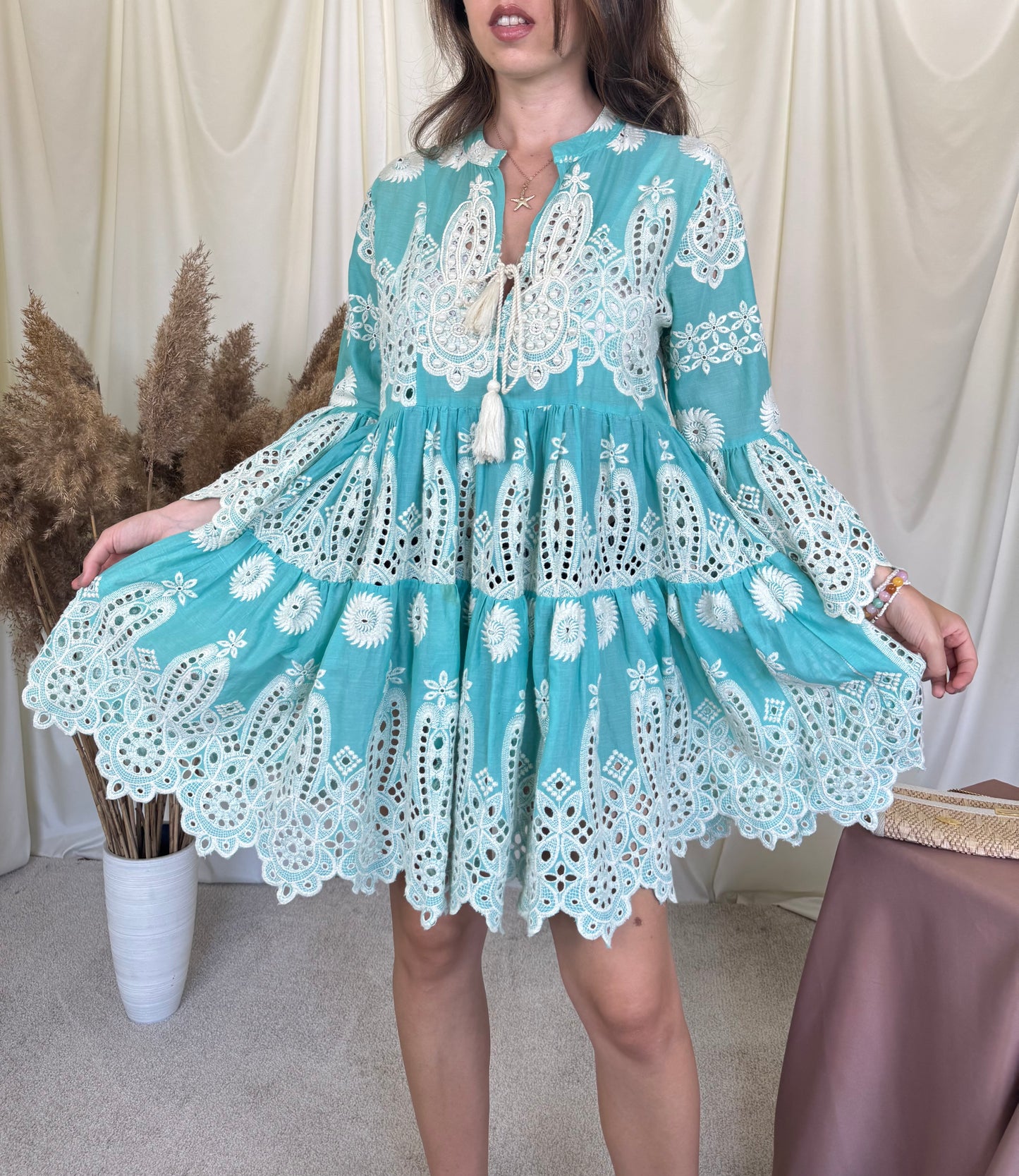 Rochie de vară/ plajă din 100% bumbac, print turcoaz cu alb și broderii ( mărimea M)