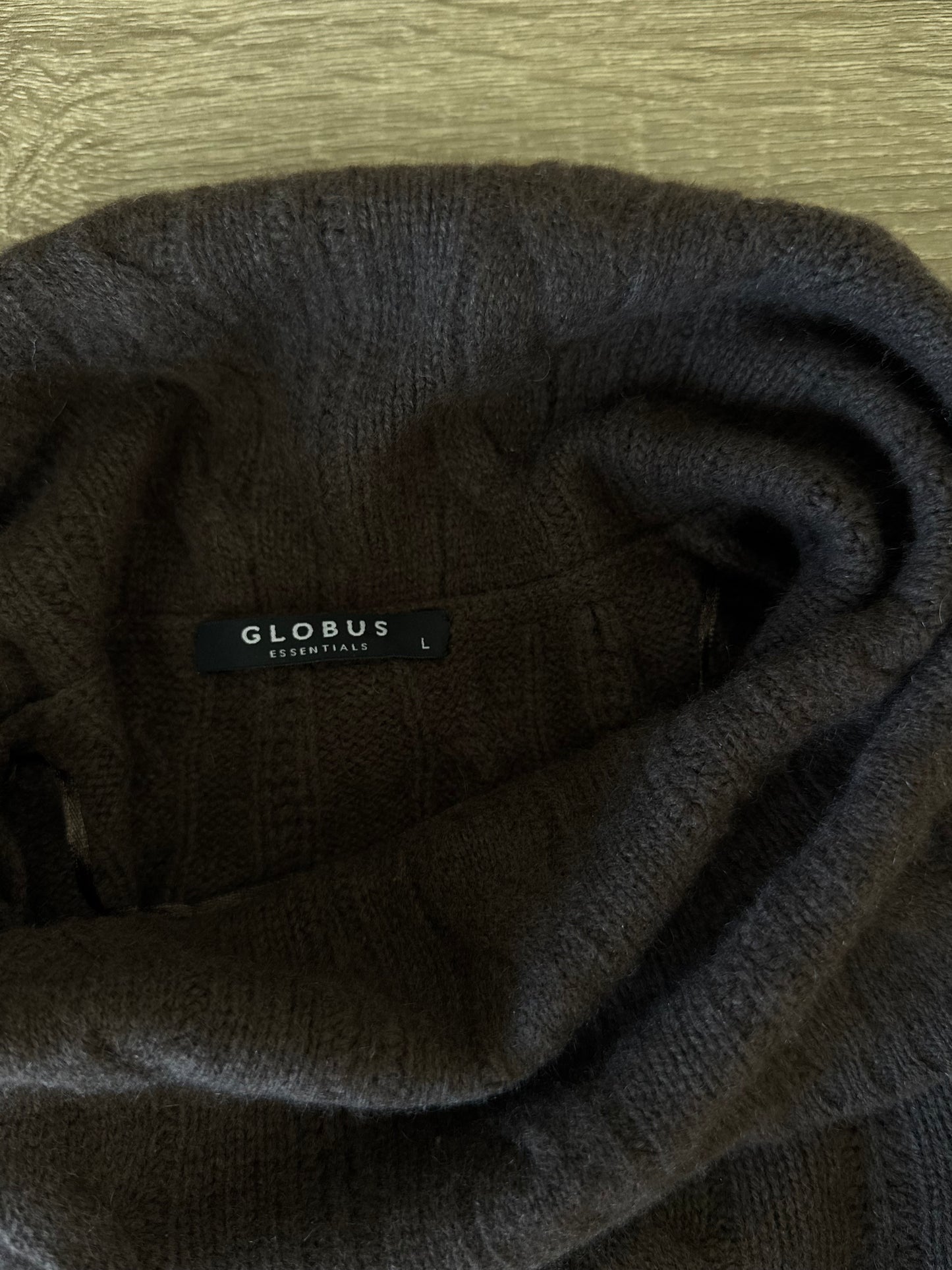 Rochie superbă din lana MERINO și caşmir, recomand pentru mărimea S( s/m micuț)