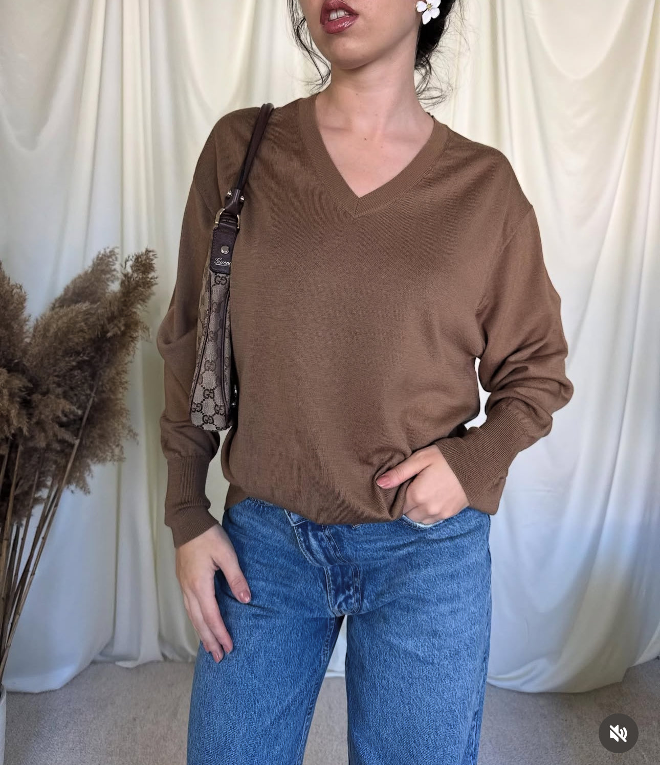 Pulover din 100 % lână într-o nuanță superbă de maro( mărimea M-L)