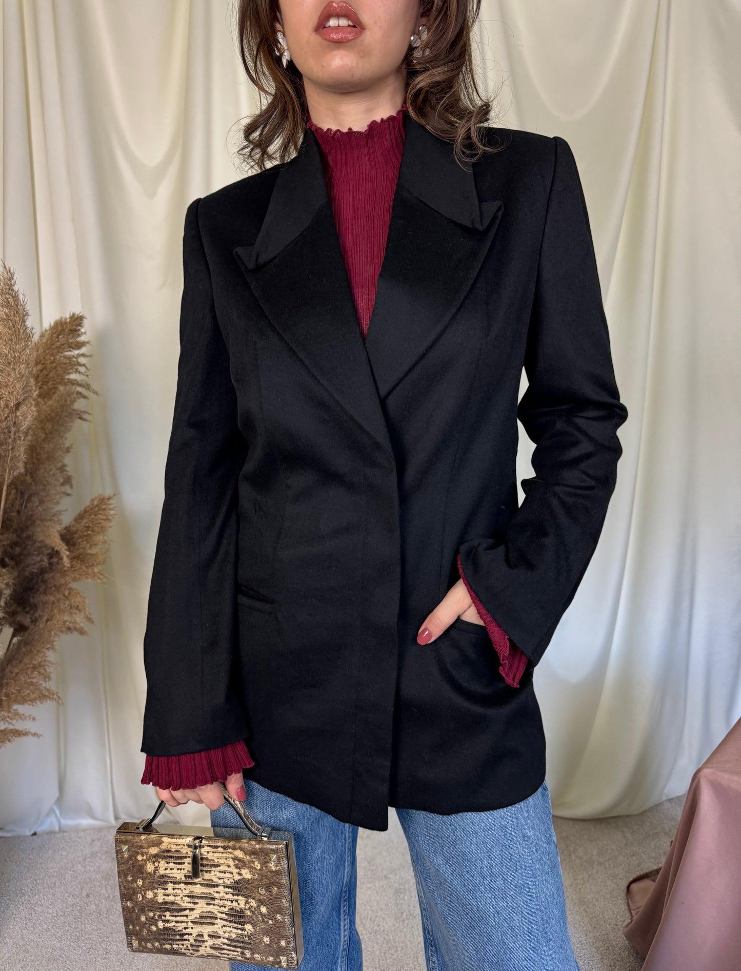 Sacou GIVENCHY 100% lână( mărimea S)