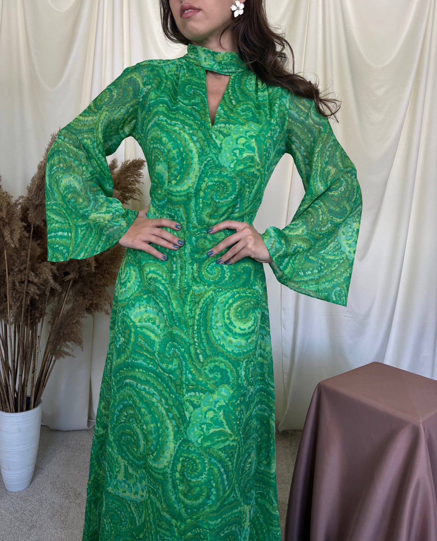 Rochie vintage spectaculoasă din 100% bumbac cu mâneci ample, lungime maxi ( mărimea 40/M-L)