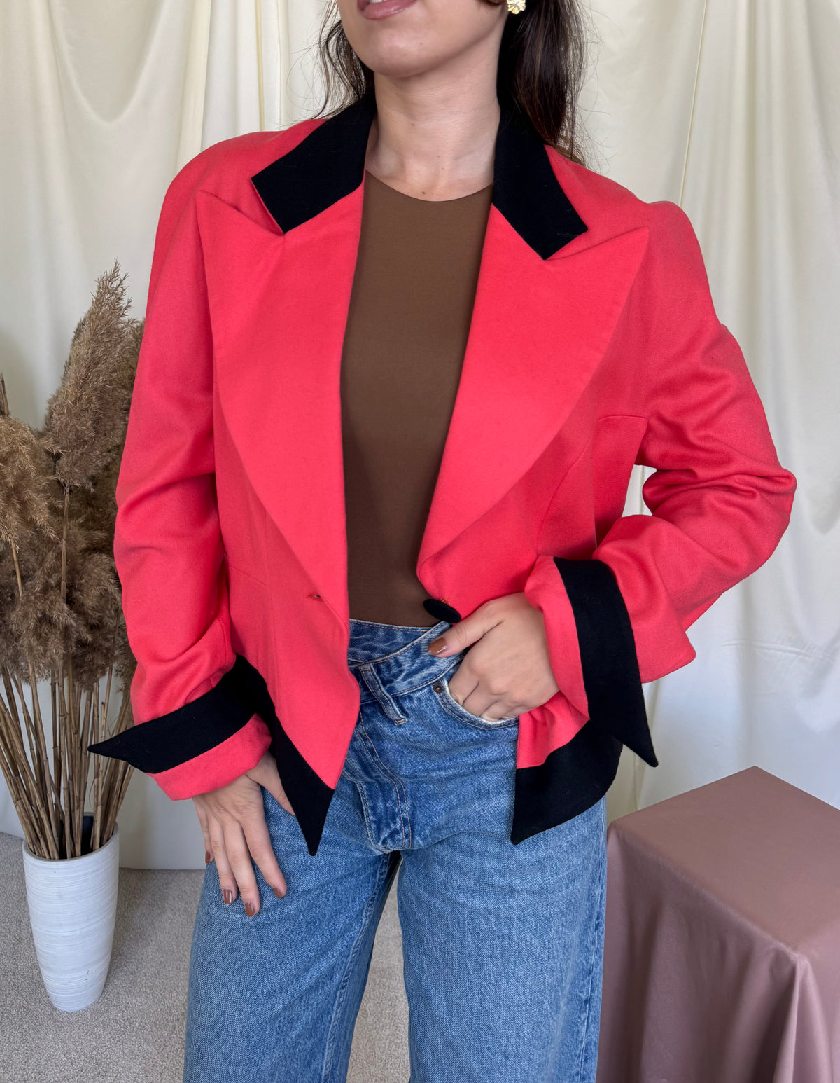 Sacou premium vintage GAI MATTIOLO din 100% stofă de lână PIACENZA cu rever maxi ( mărimea L)