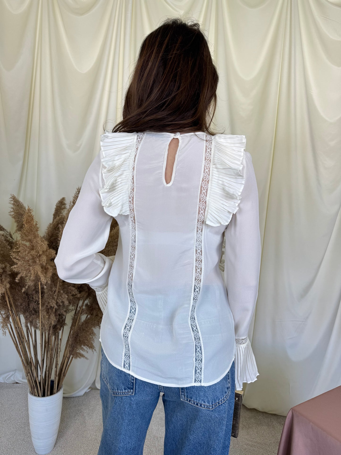 Back! Cămașă din mătase și vâscoza TWINSET cu broderii superbe 
(Mărimea S)
