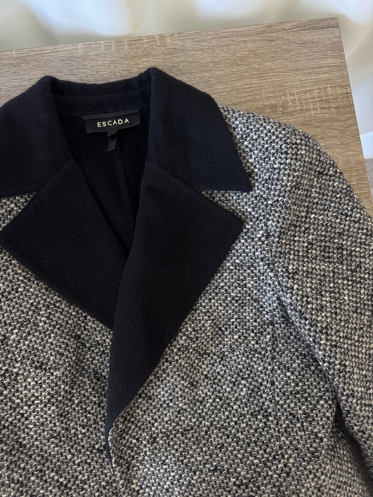 Piesa luxury ESCADA din stofă PIACEZA( m)