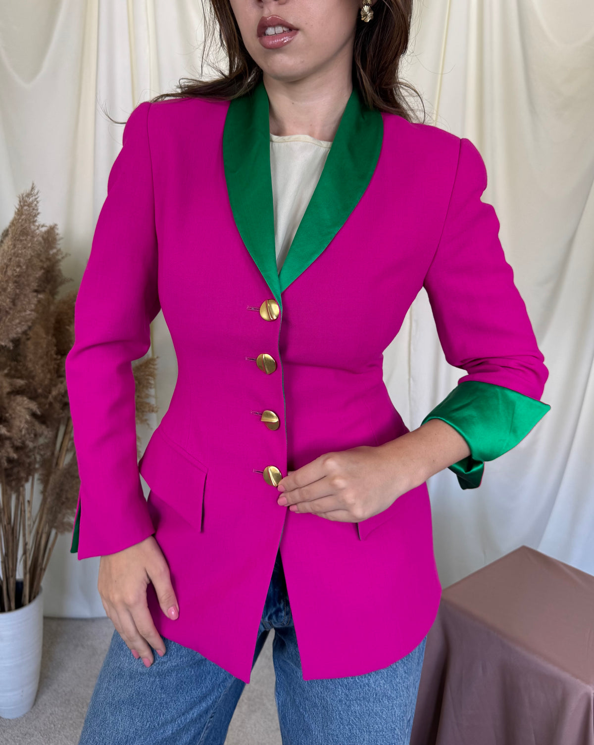 Sacou vintage premium din lana cu rever satinat din matase naturala, talie super cambrata ( mărimea XS - xs/s)