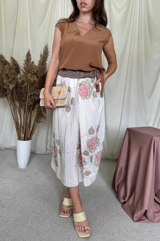 Back! Rochie/ piesă unicat din 100% mătase naturala, maro cu print floral și cordon în talie( mărimea M/L)