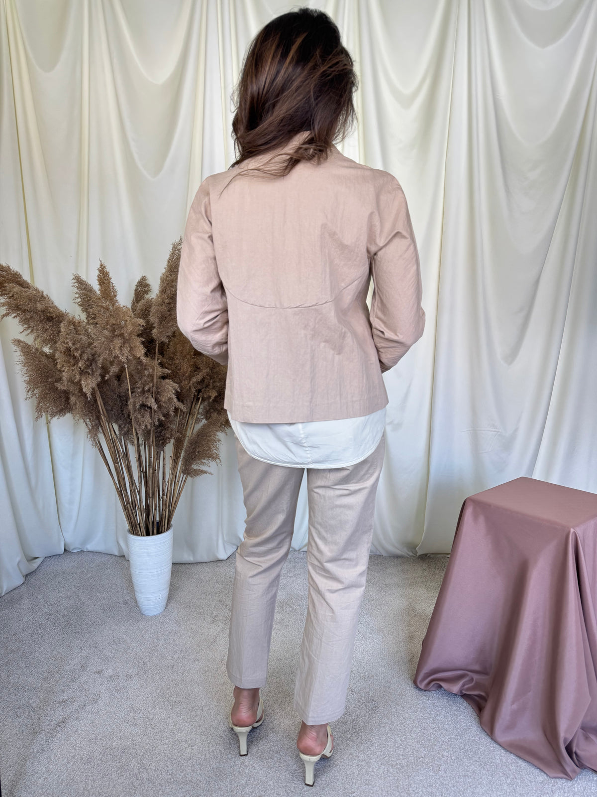 Costum luxury MARNI din bumbac cu sacou tip jachetă  ( mărimea S)