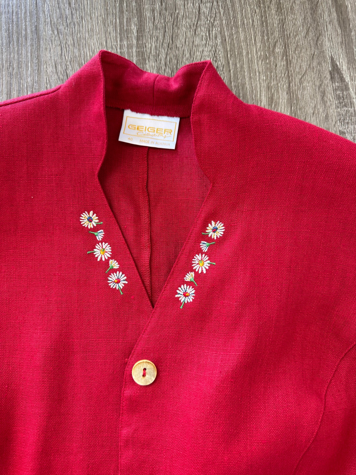 Sacou vintage de vară cu broderie din 100% in
(Mărimea L)