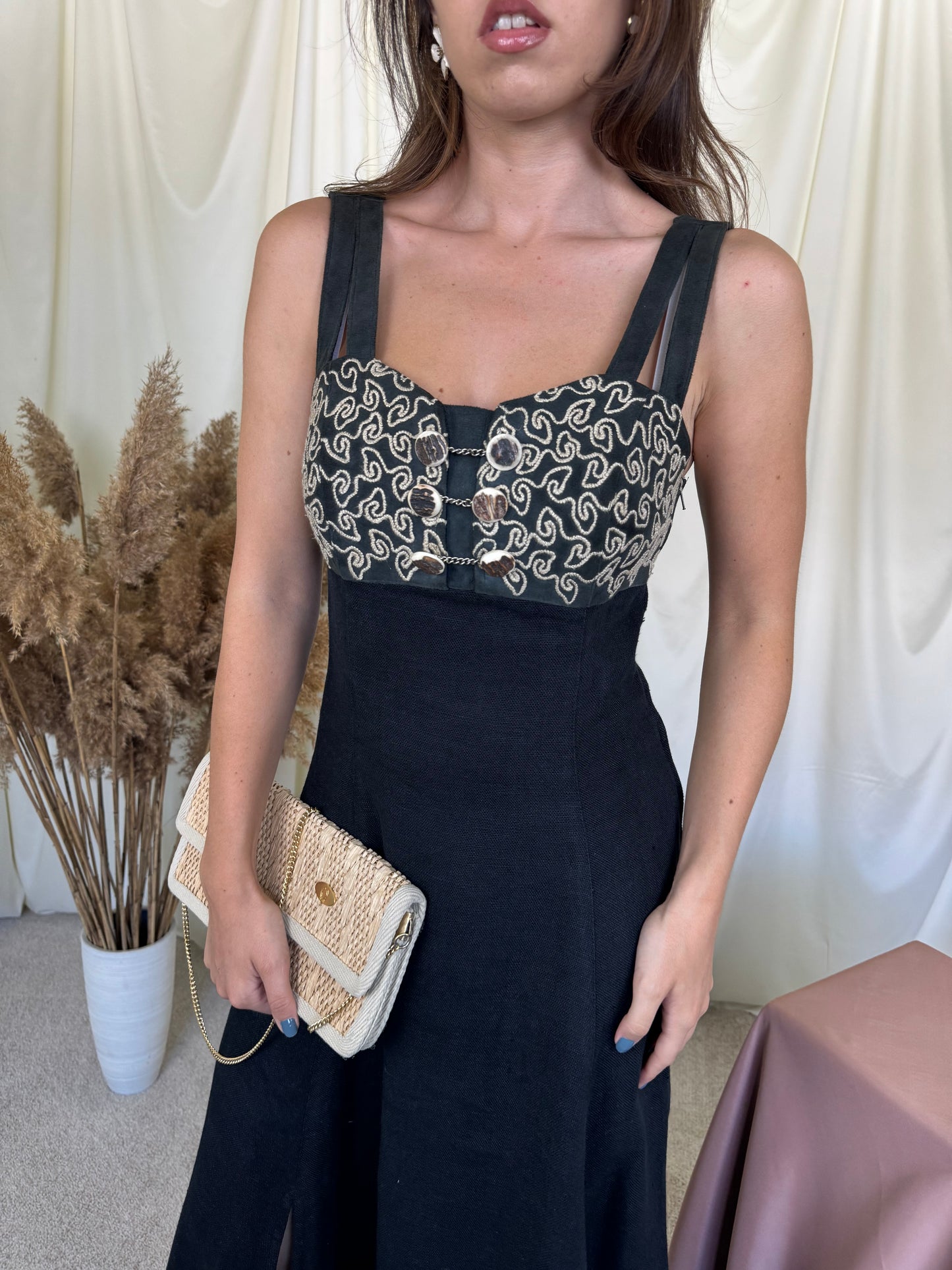 Rochie vintage din 100% in cu bretele din piele naturala întoarsă ( mărimea S/M)
