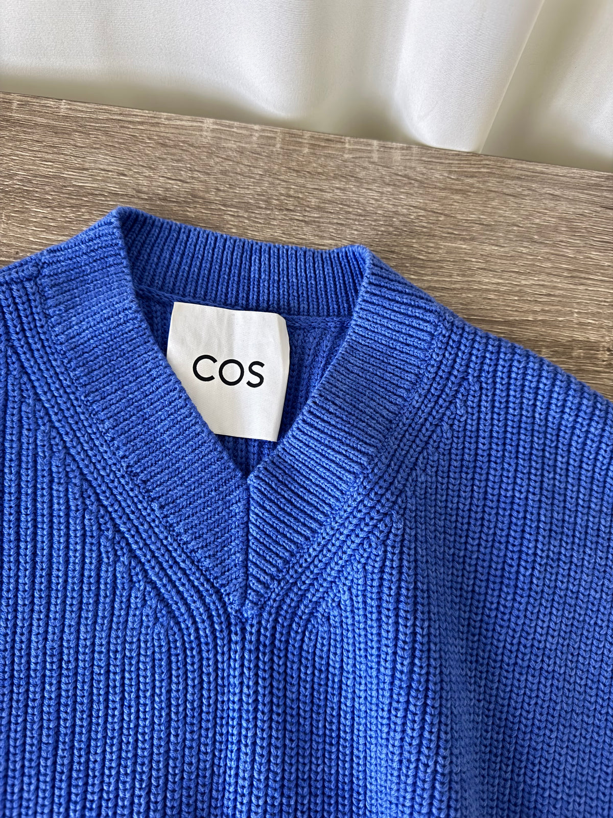 Vestă superbă COS( mărime universală )