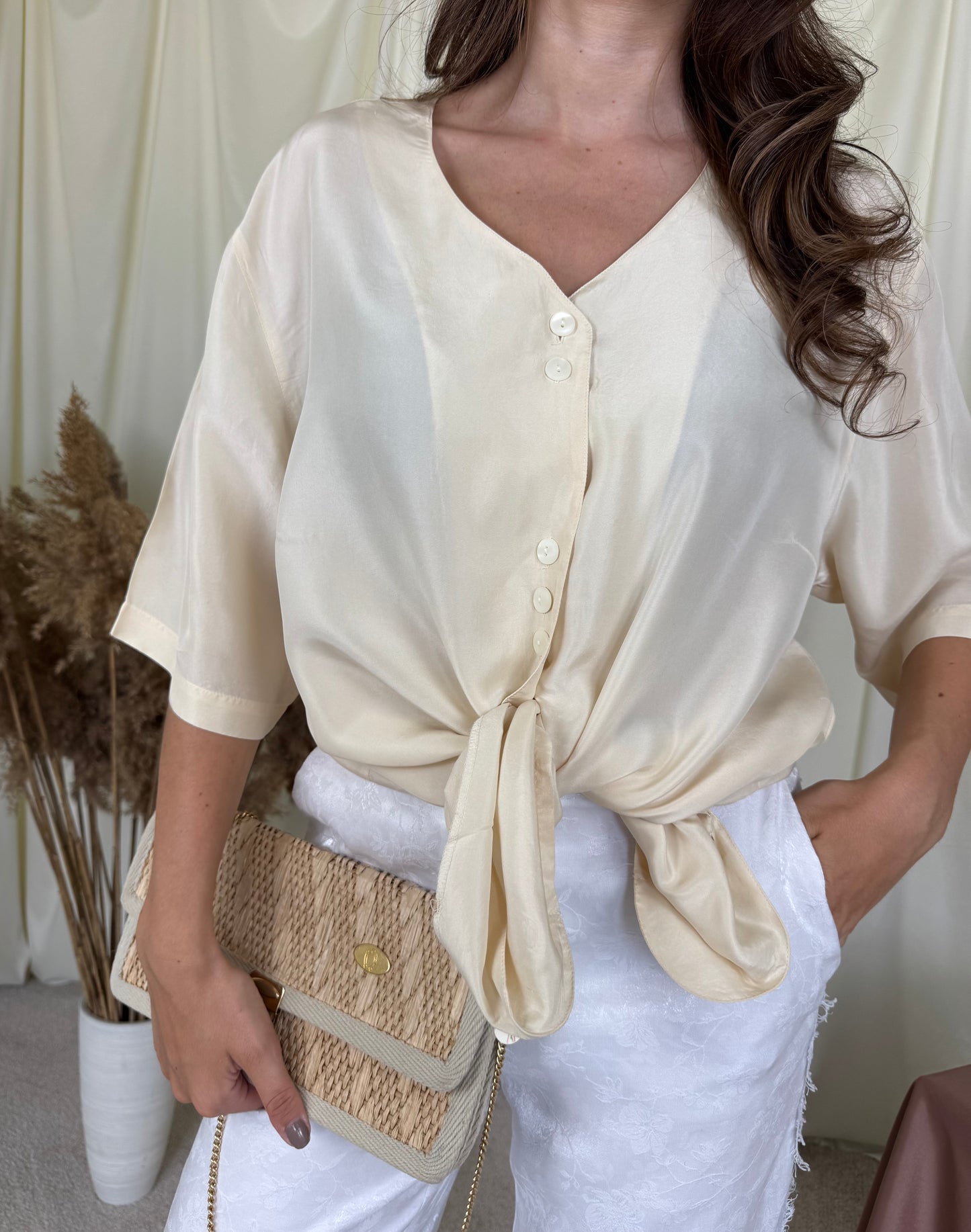Camasa vintage din 100% mătase naturala cu năsturei( mărimea XL-XXL)