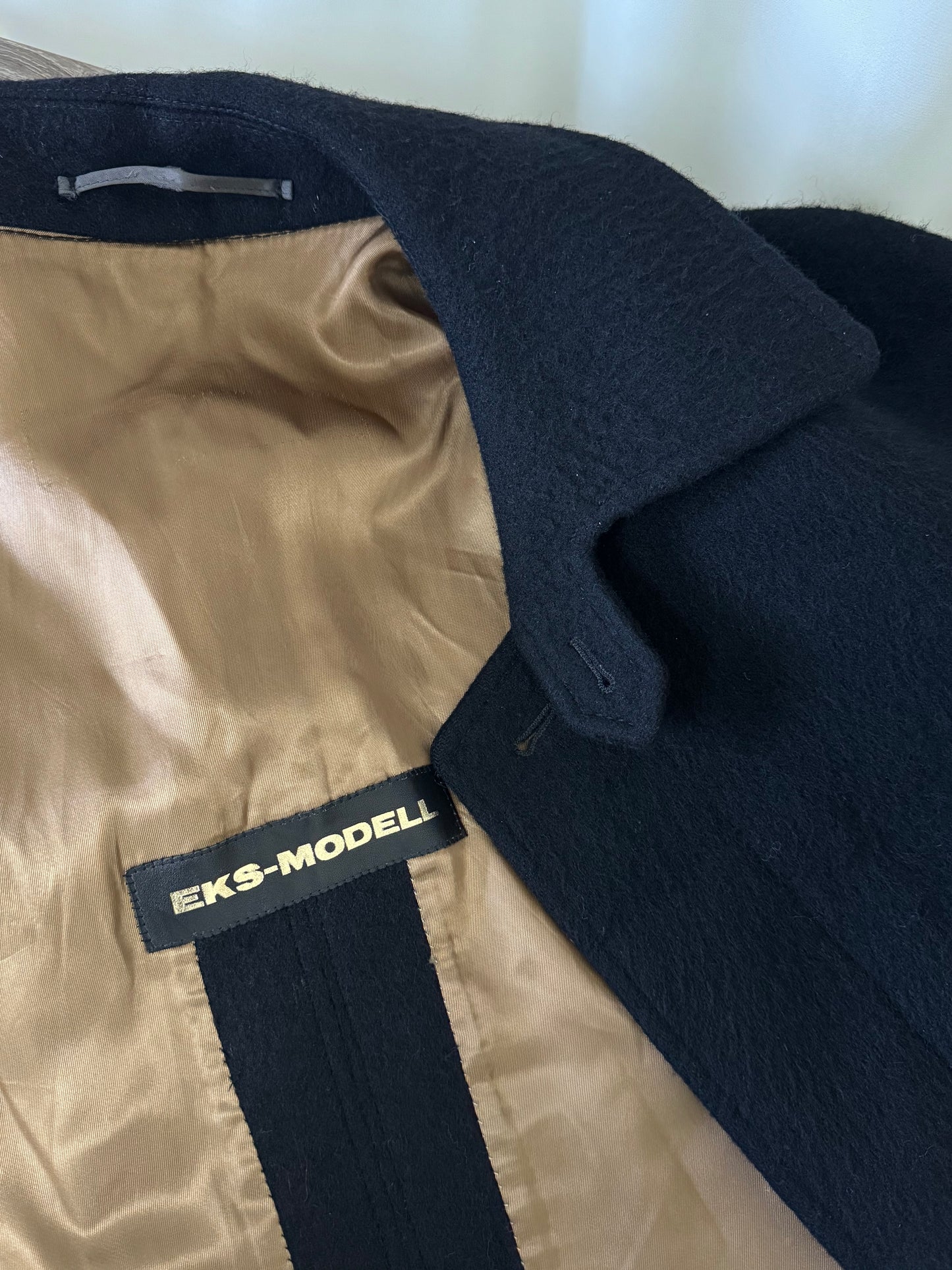 Palton vintage din stofă de lână, minimal, nasturi ascunși, mărimea 40/M-L