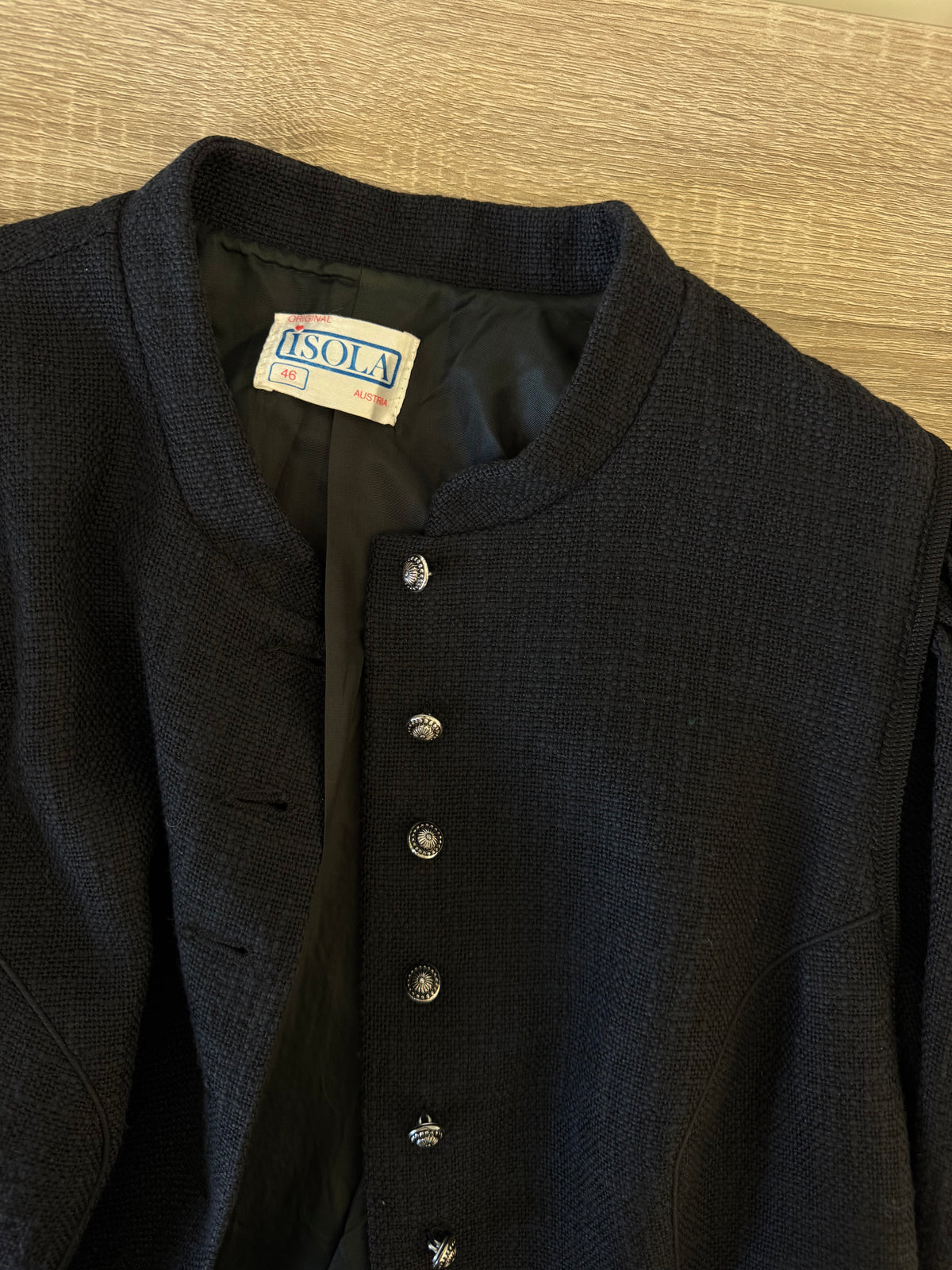 Sacou tip jachetă vintage cu umeri accentuați din bumbac și in structurat și nasturi metalici ( mărimea L/XL)