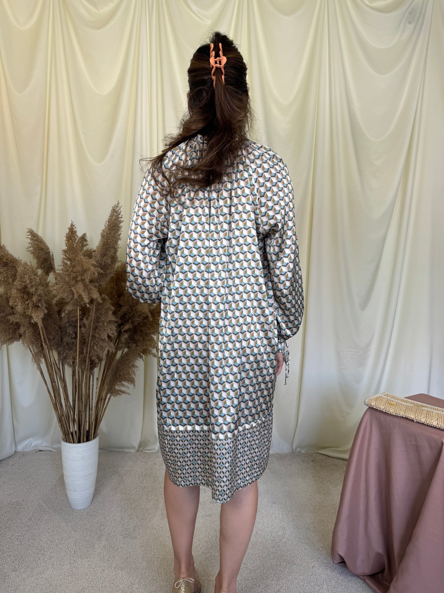 Rochie cu print din 100% mătase naturală, croi A- lejer 
(Mărimea xs- s/m)
