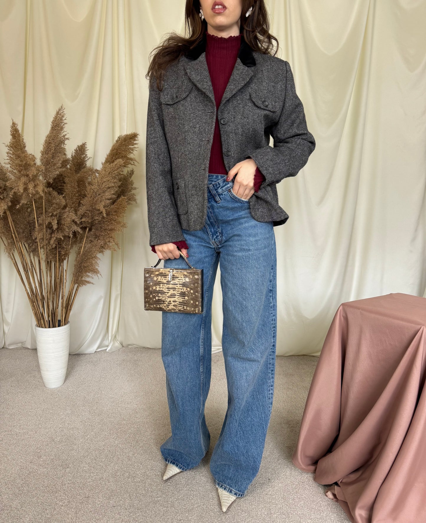 Sacou -jacheta luxury BURBERRY din 100% lână  (mărimea M/L)