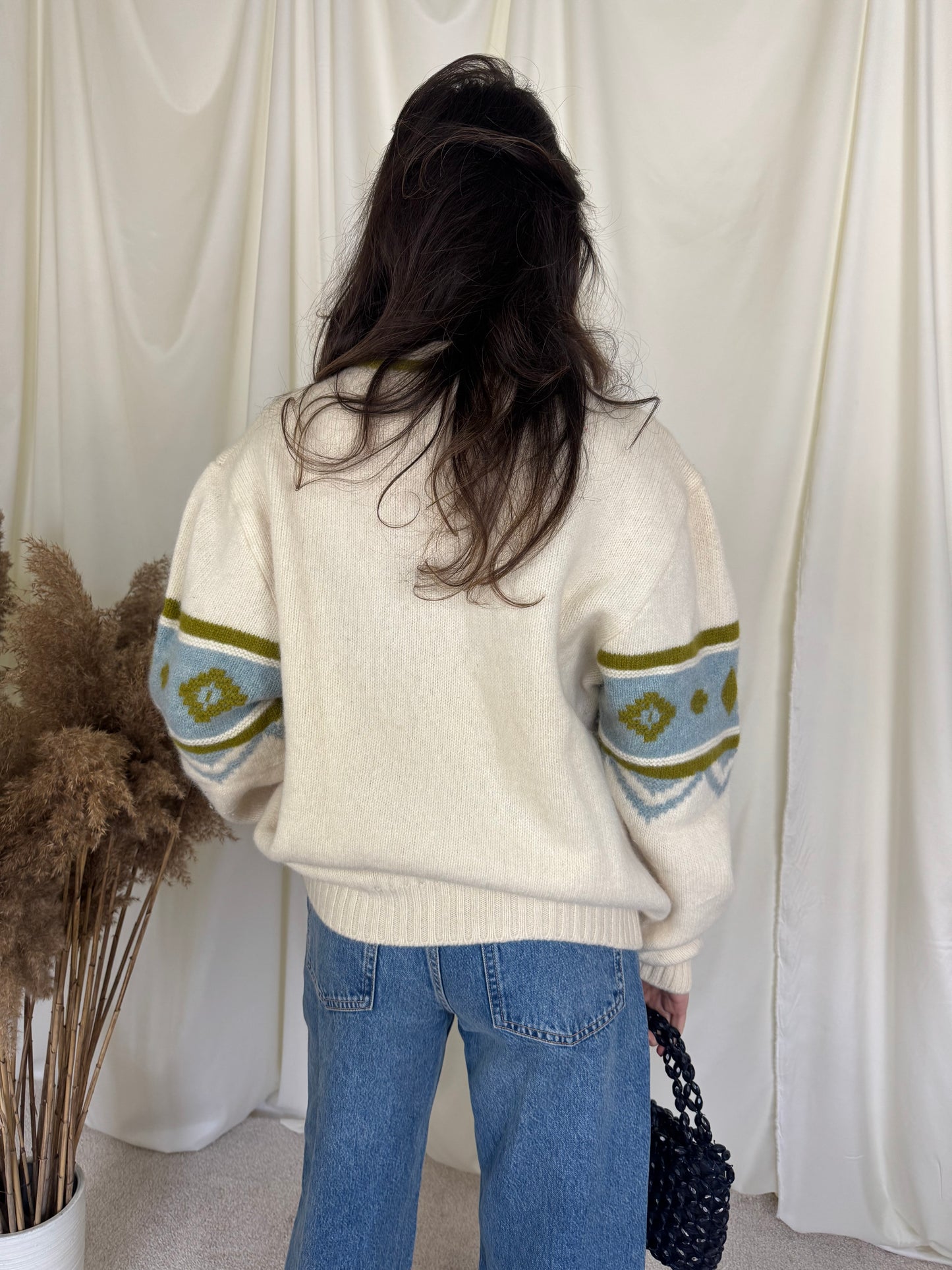 Pulover superb  benetton made in Italy din Lana ( mărimea L)