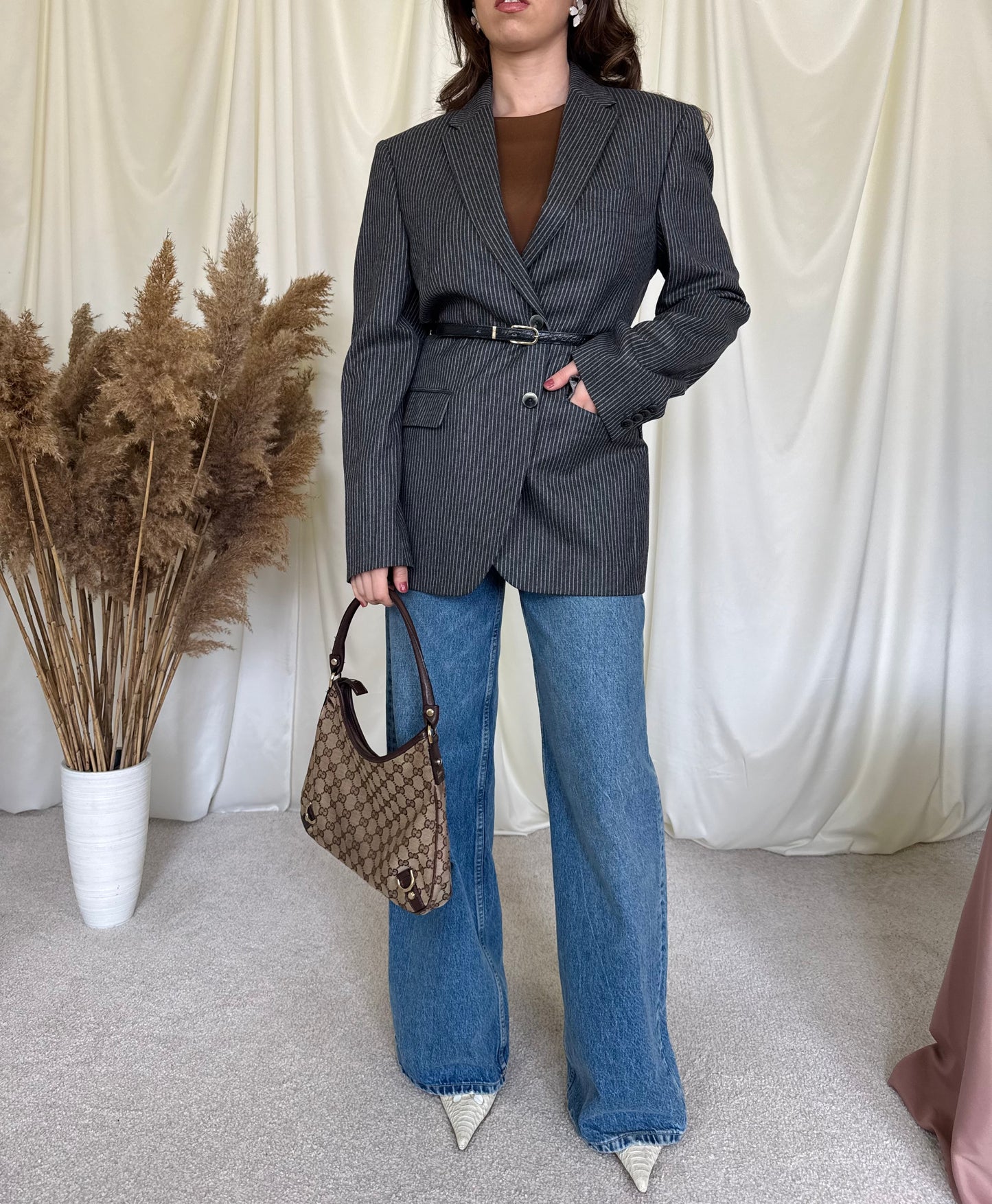 Sacou made in Italy din Lana super 120’s
Mărimea M/L- fit oversized