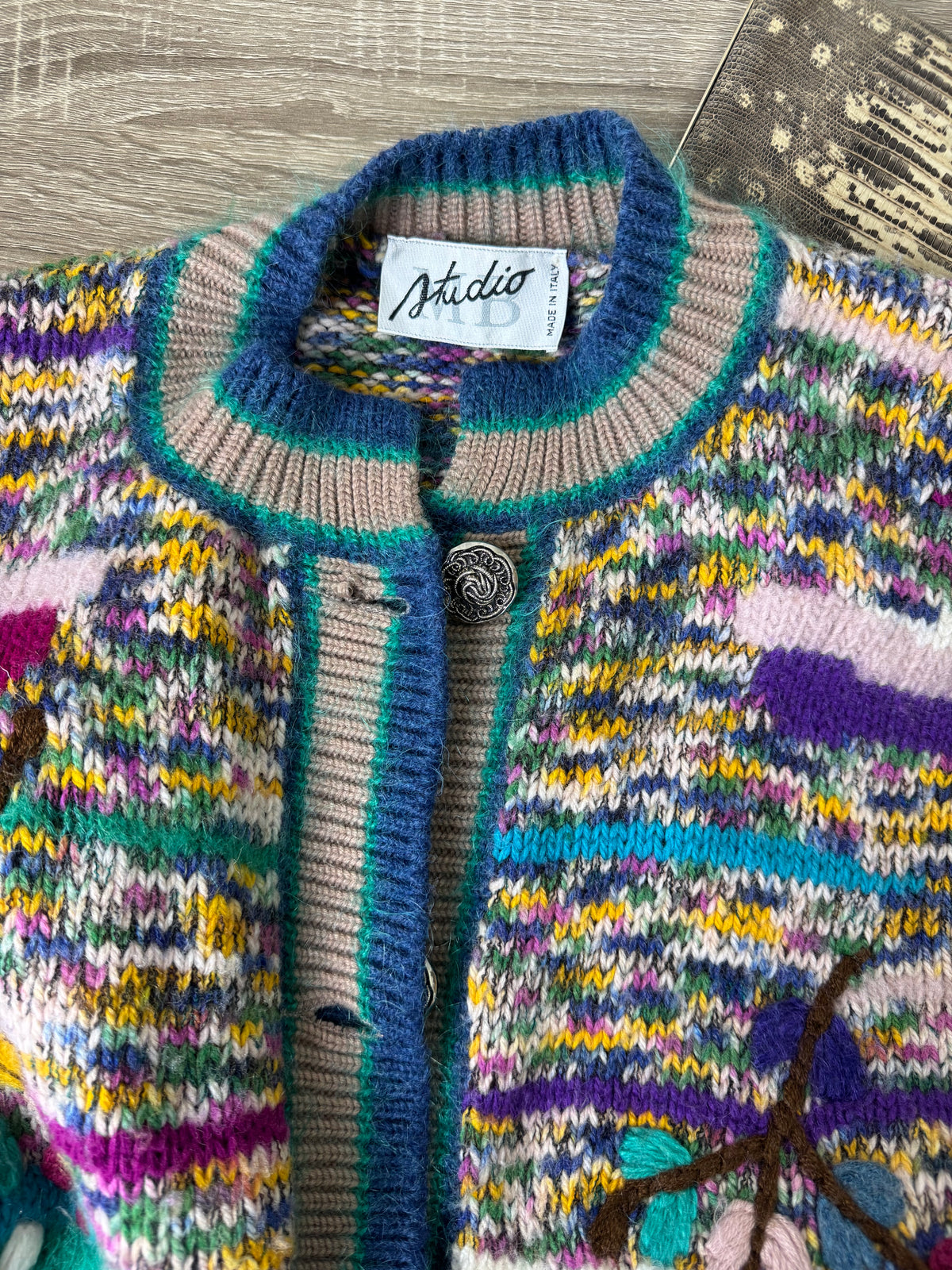 Jerse vintage supradimensionat cu print vesel, lucrat manual, 50% lână ( mărimea M-XL)