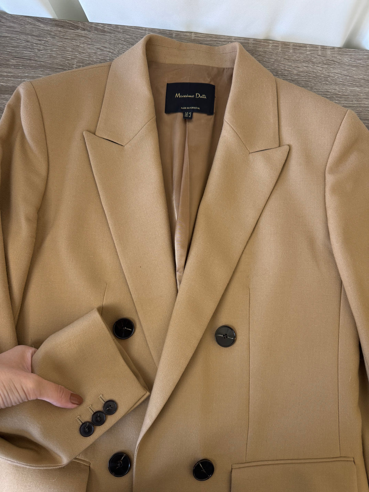 Sacou Massimo Dutti din 100% lână, crem superb ( mărimea M)
