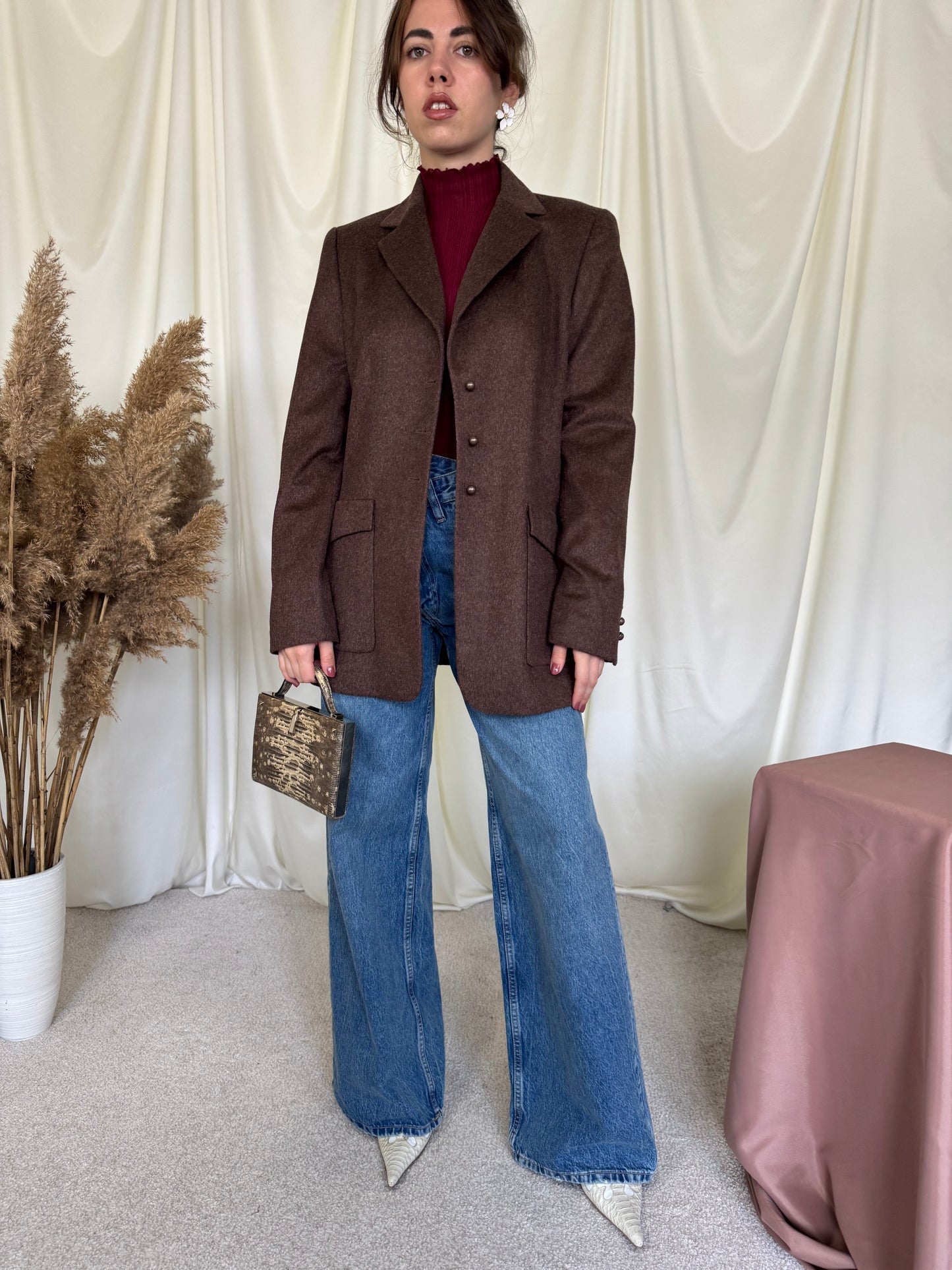 Piesă premium escada stofă piacenza( mărimea M-L)