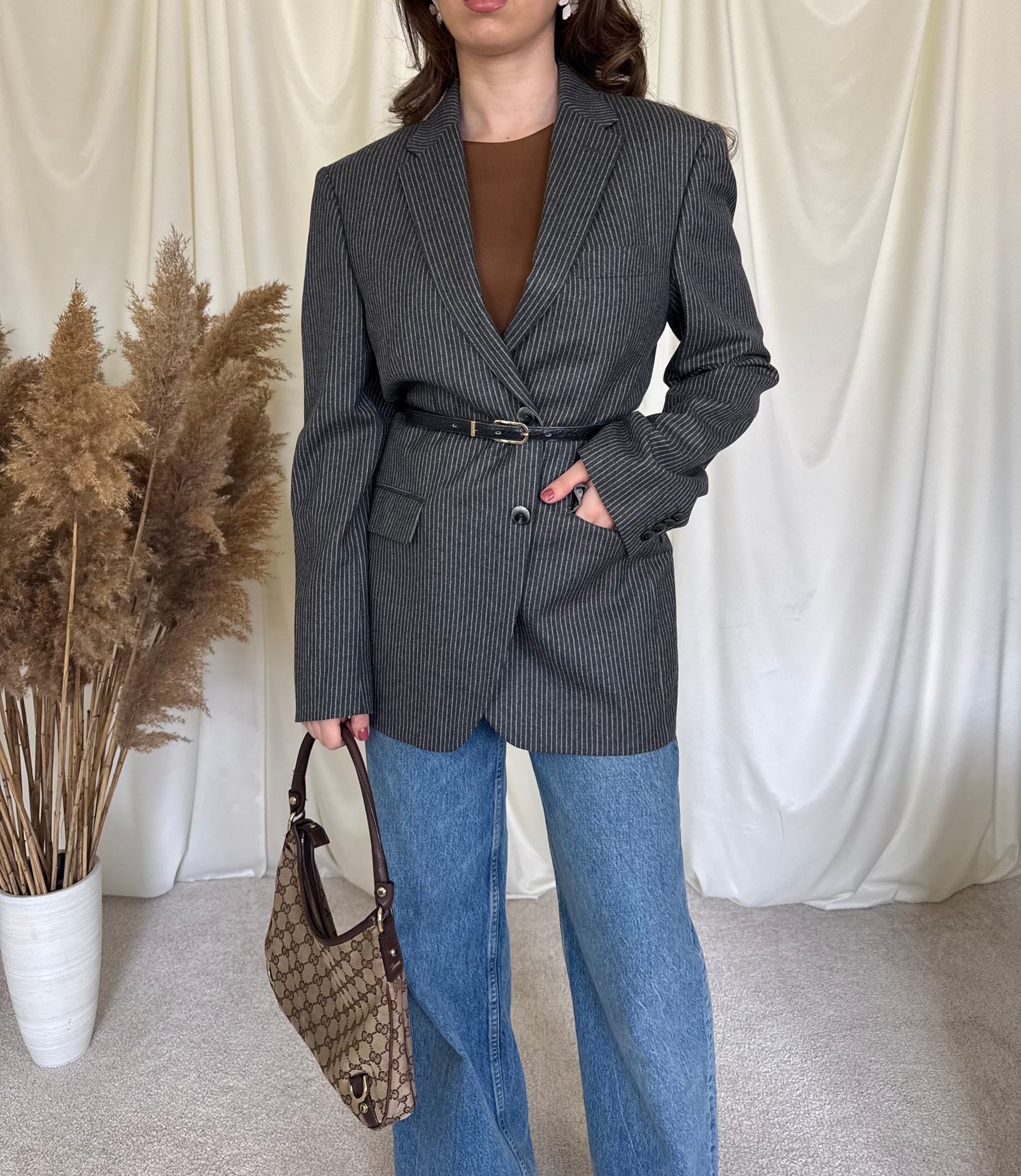 Sacou made in Italy din Lana super 120’s
Mărimea M/L- fit oversized