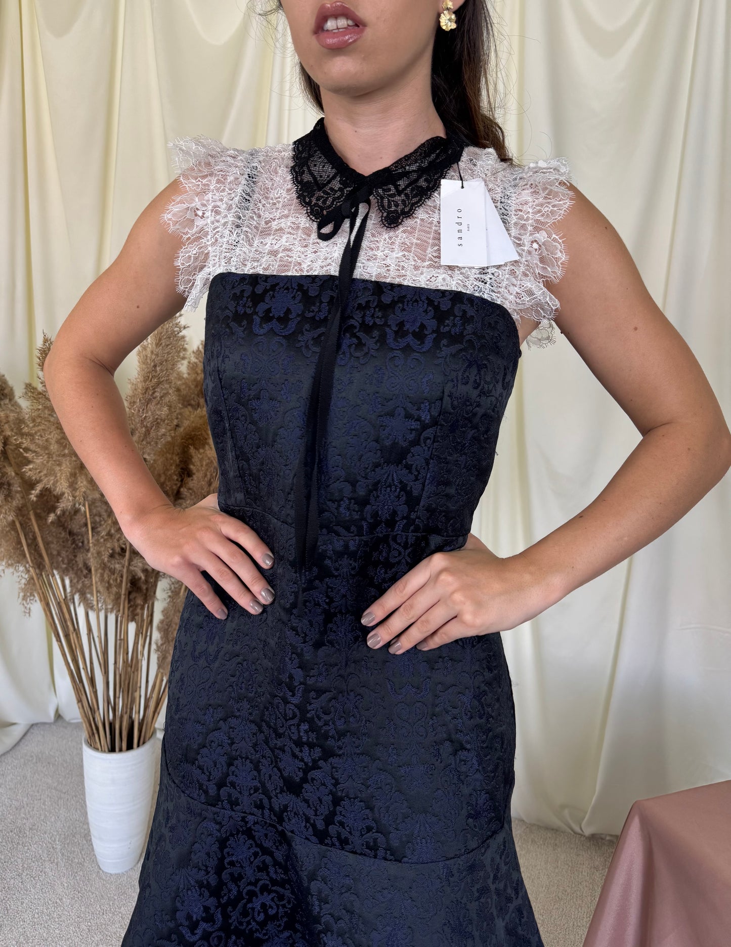 Baack! Rochie nouă Sandro Paris cu dantelă și brocard cu print ( mărimea S-M)