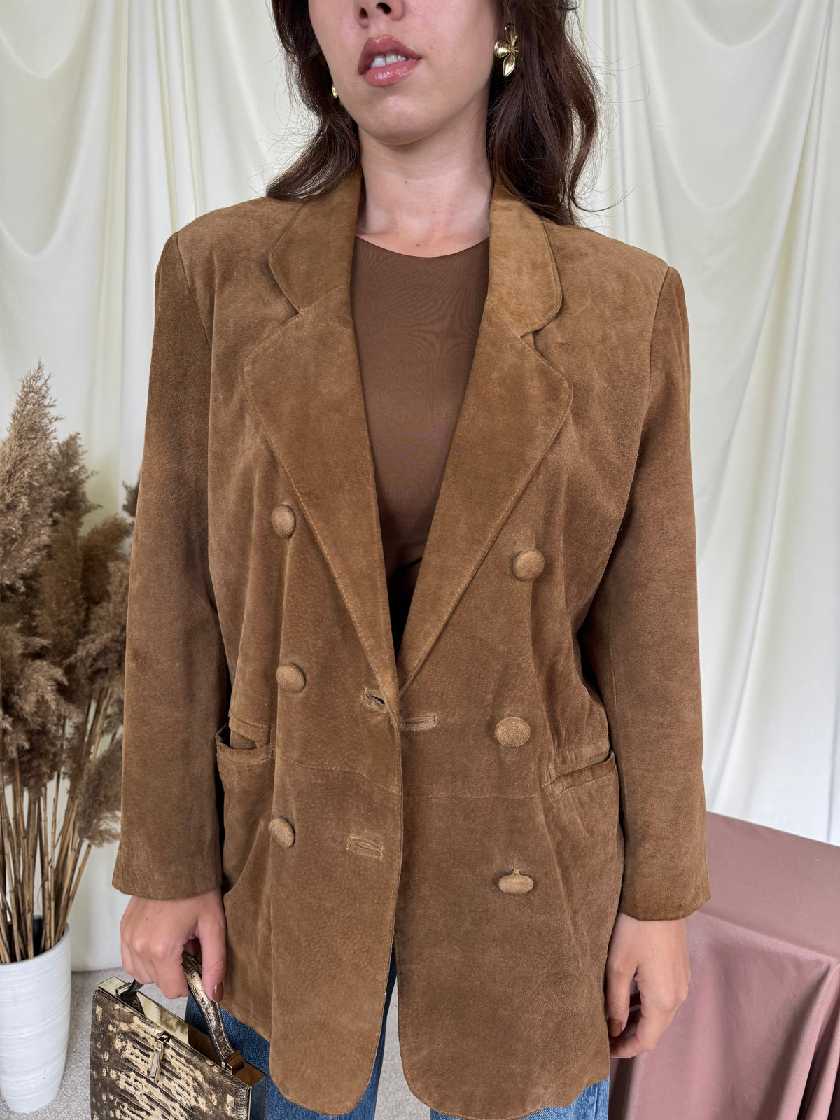 Jacheta vintage tip sacou din 100% piele naturală întoarsă la rând dublu de nasturi ( mărimea M)