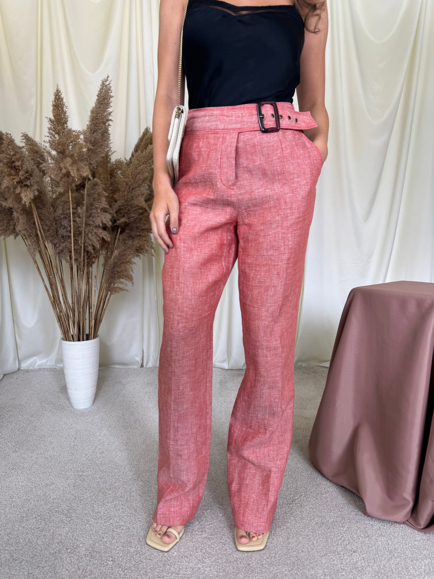 Pantalon de vară din 100% in cu centura pentru ajustare
(Mărimea L) -84 cm talie