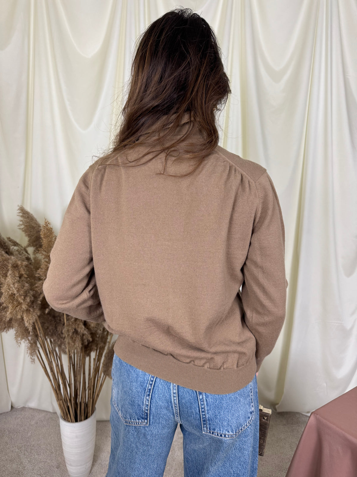 Bluză vintage made in Italy din 100% lână cu guler ( mărimea S/M)