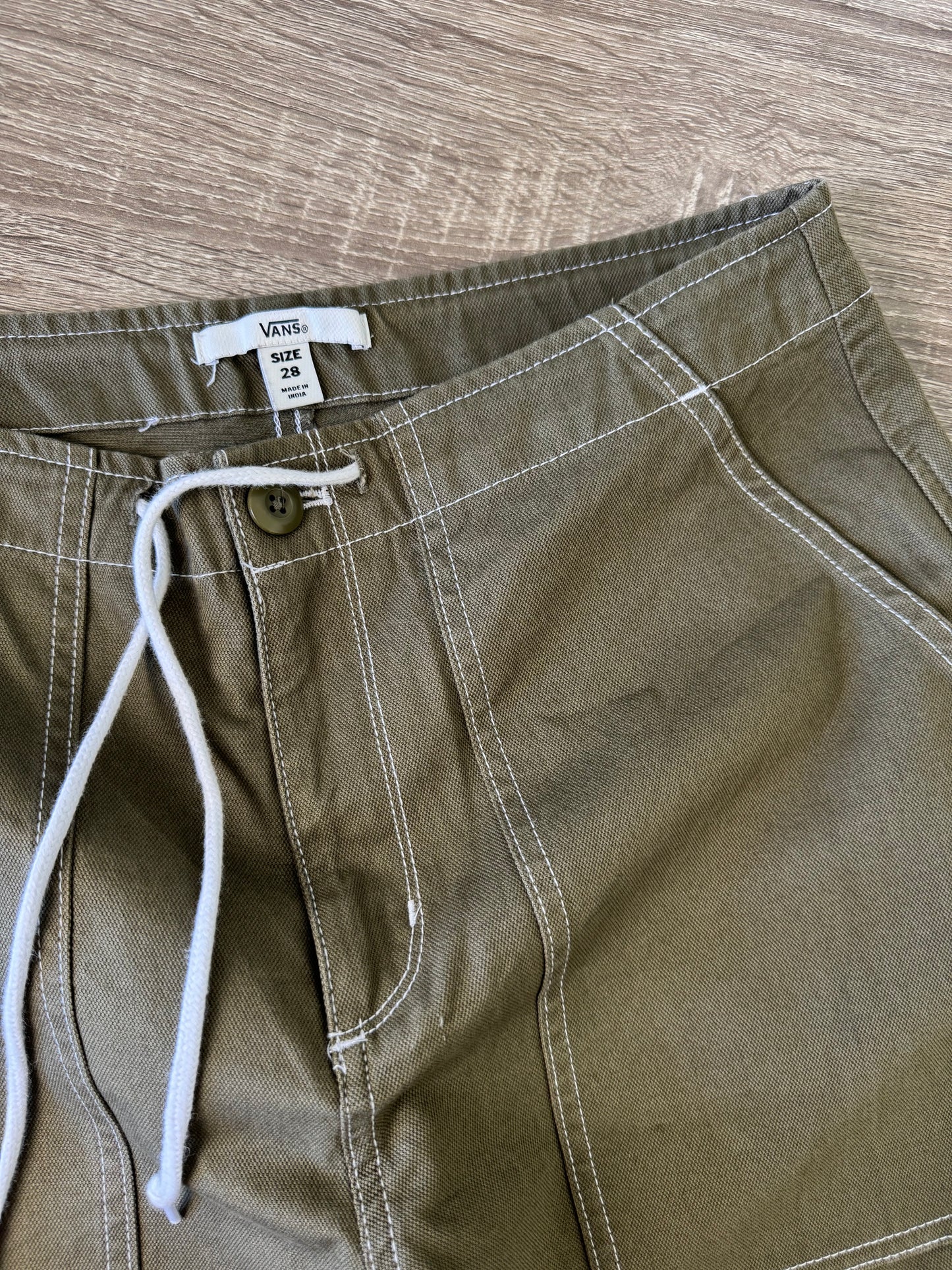 Pantalon VANS din bumbac cu talie medie 
(Mărimea M)