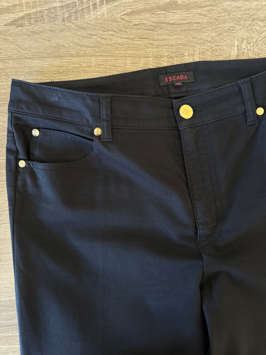 Pantalon Escada din denim elastic 
(Mărimea 40/M-L)