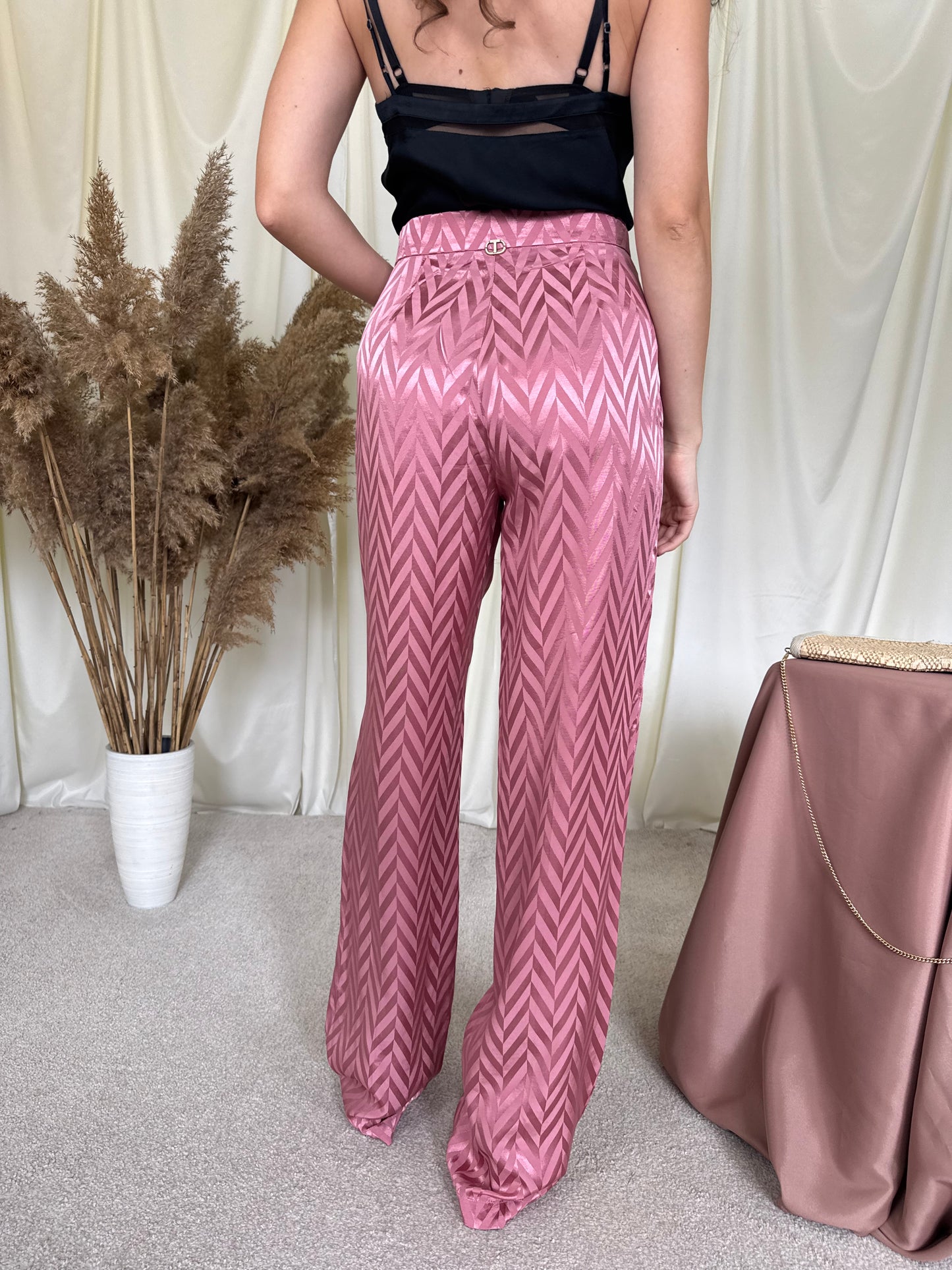 Pantalon TWINSET cu talie înaltă 
(Mărimea M)