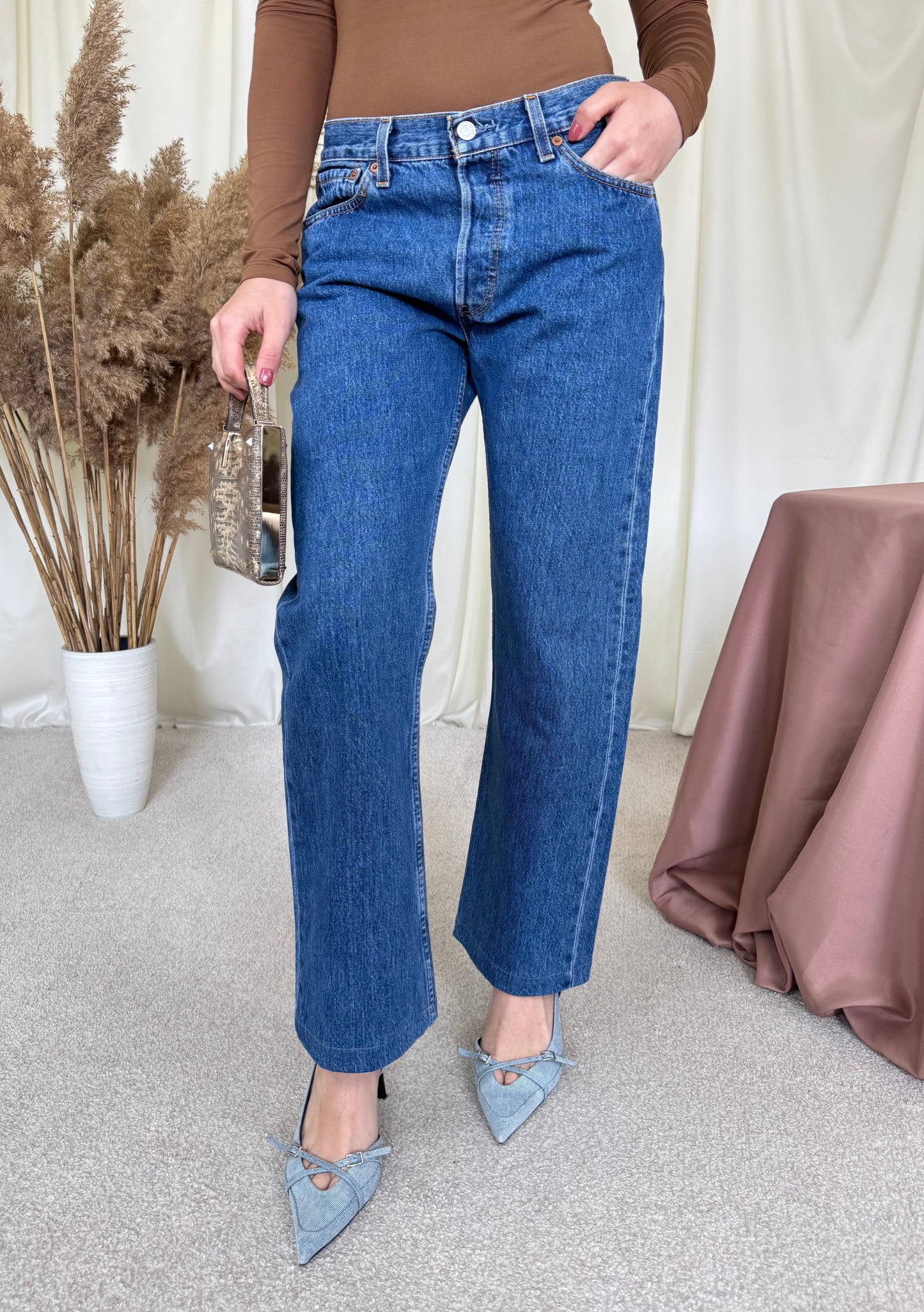 Blug Levi’s 501 -76 talie  
(Mărimea S/ M)
