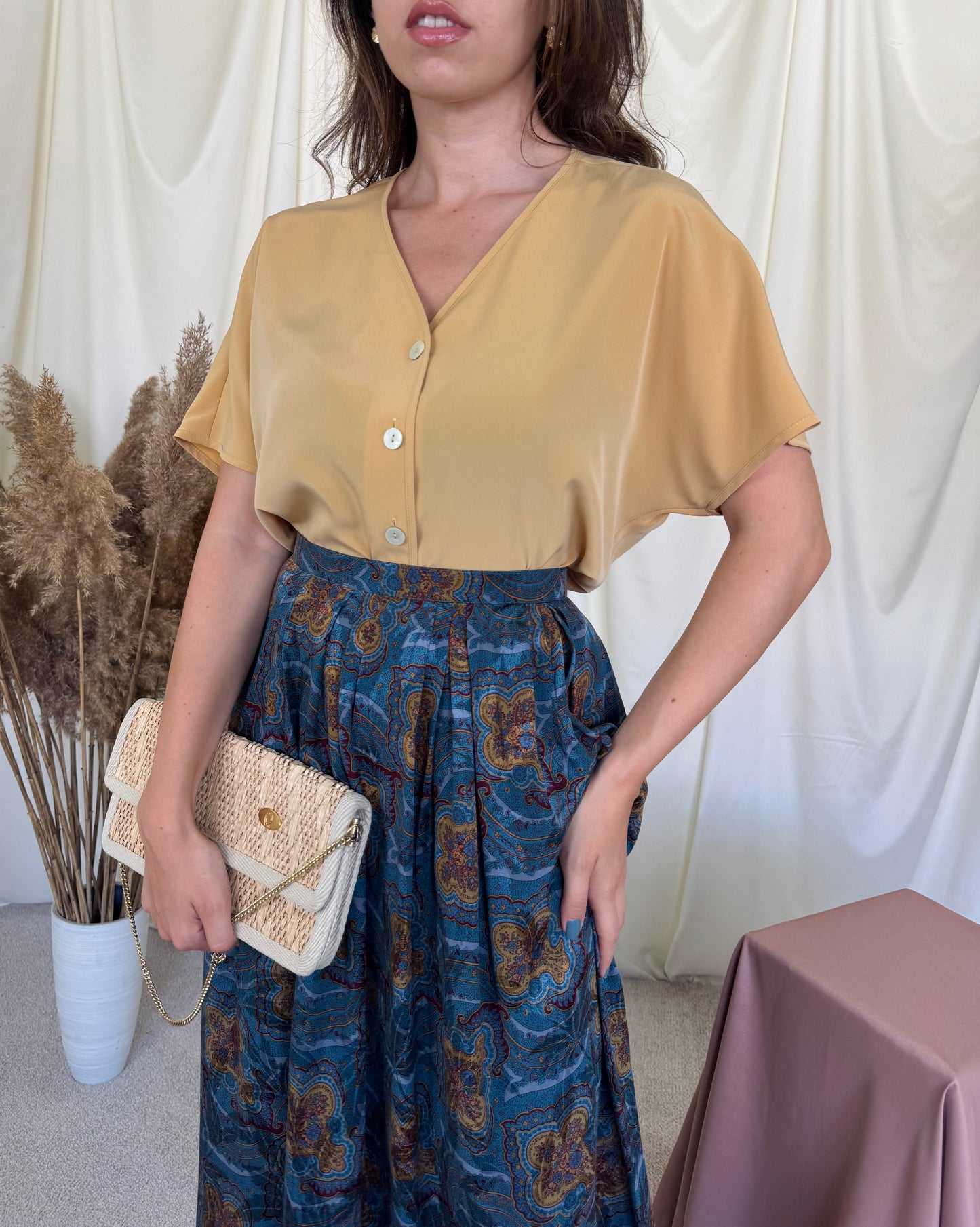 Fustă vintage cu print din 100% mătase naturală cu talie înaltă și print superb ( mărimea L/XL)