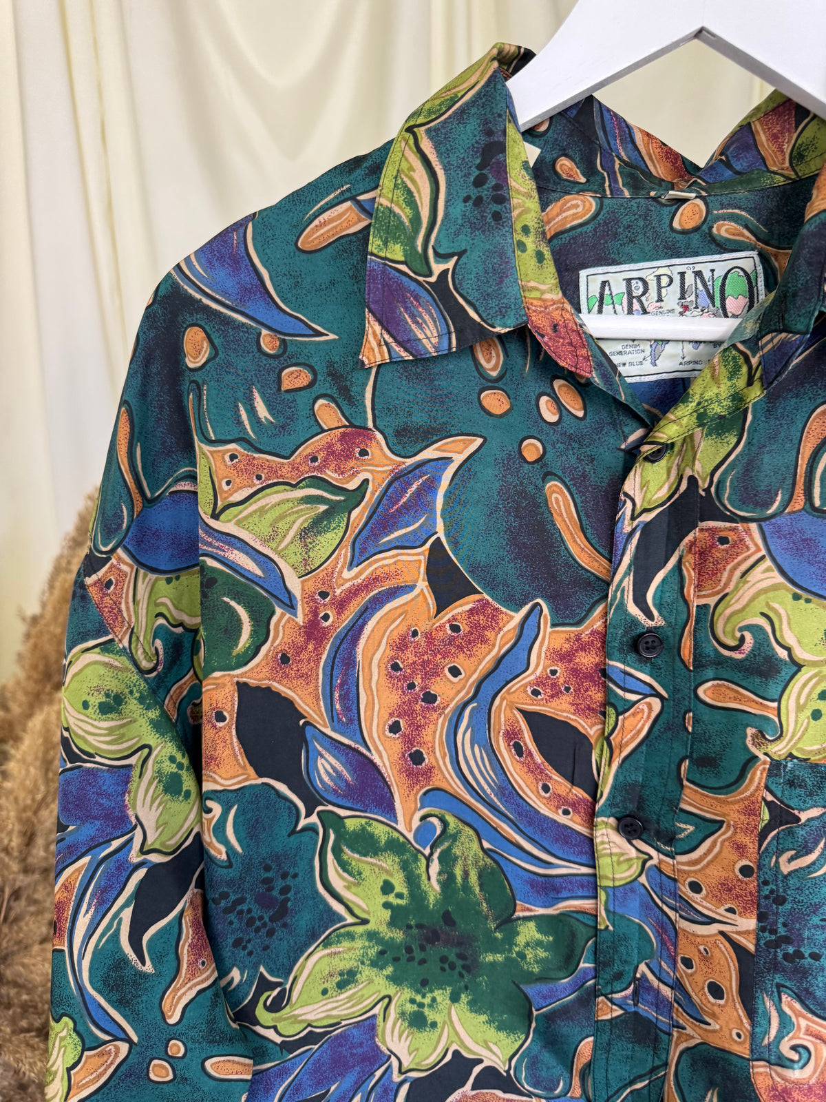 Cămașă bărbateasca din 100% mătase naturală cu print ( mărimea L/XL) mâneci lungi