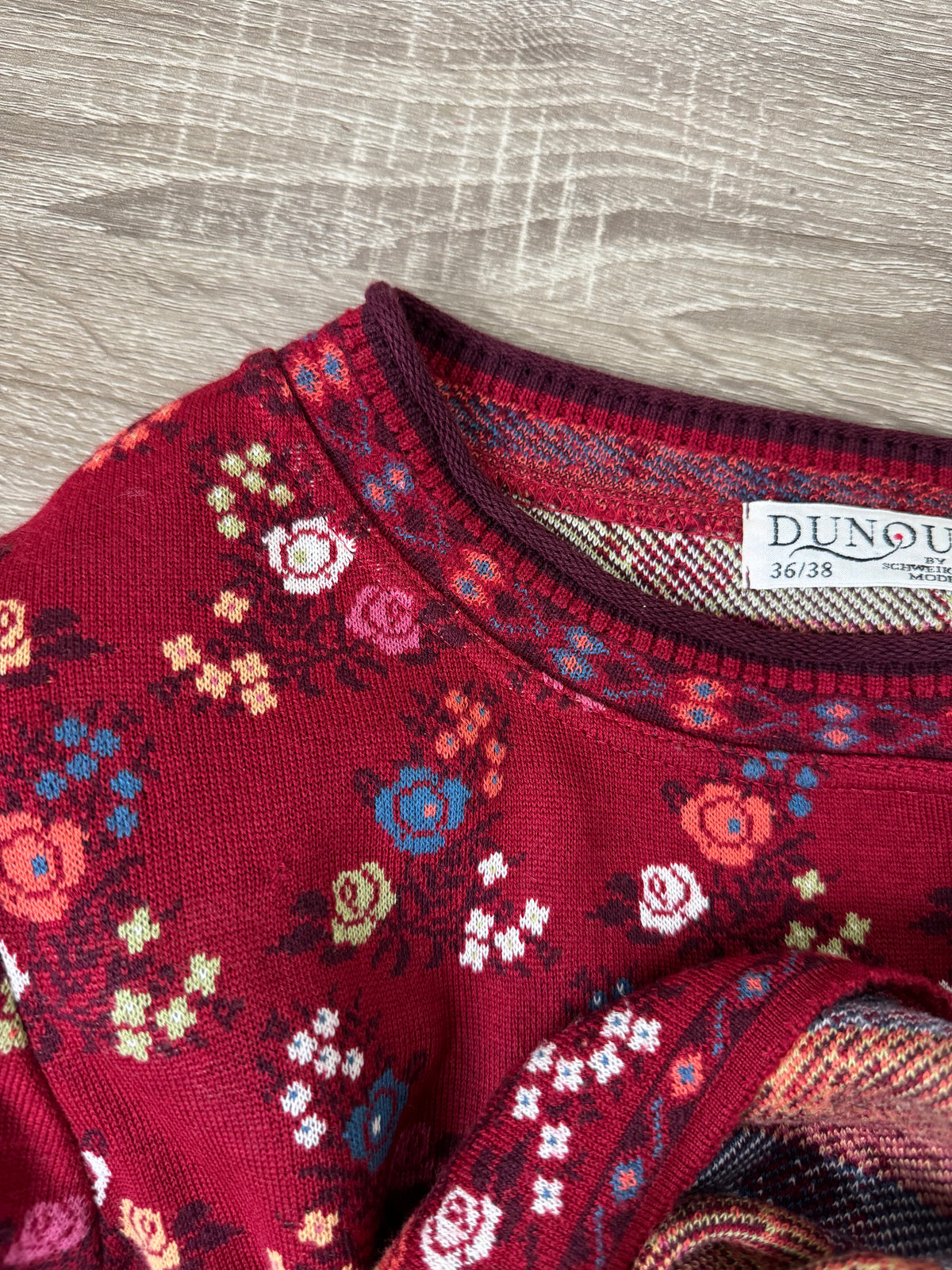 Pulover din lână moale și bumbac bio cu print floral, țesătură dublă ( mărimea S )