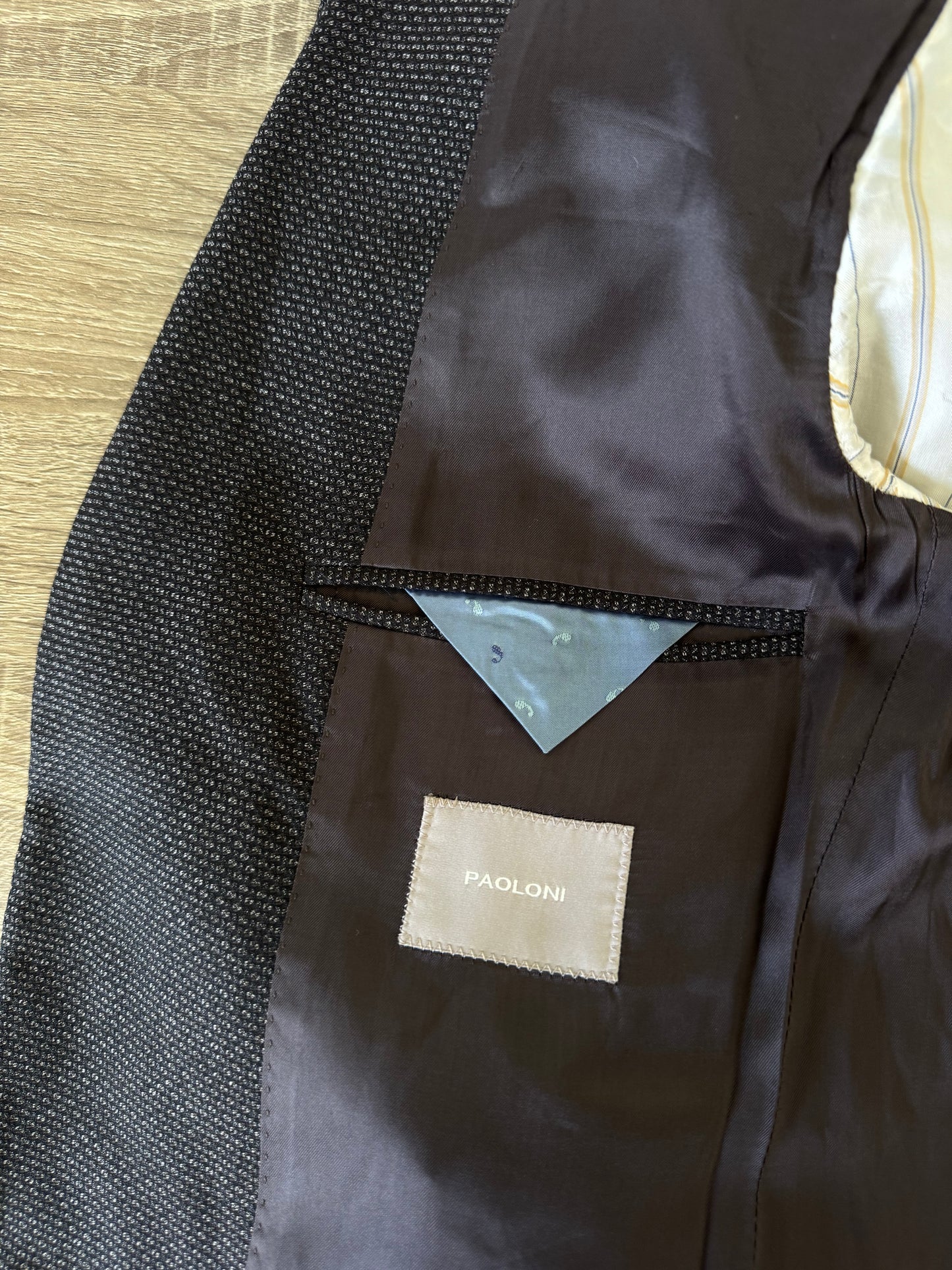 Sacou superb de brand Paoloni din 100% lână- stofă fină, mărimea S