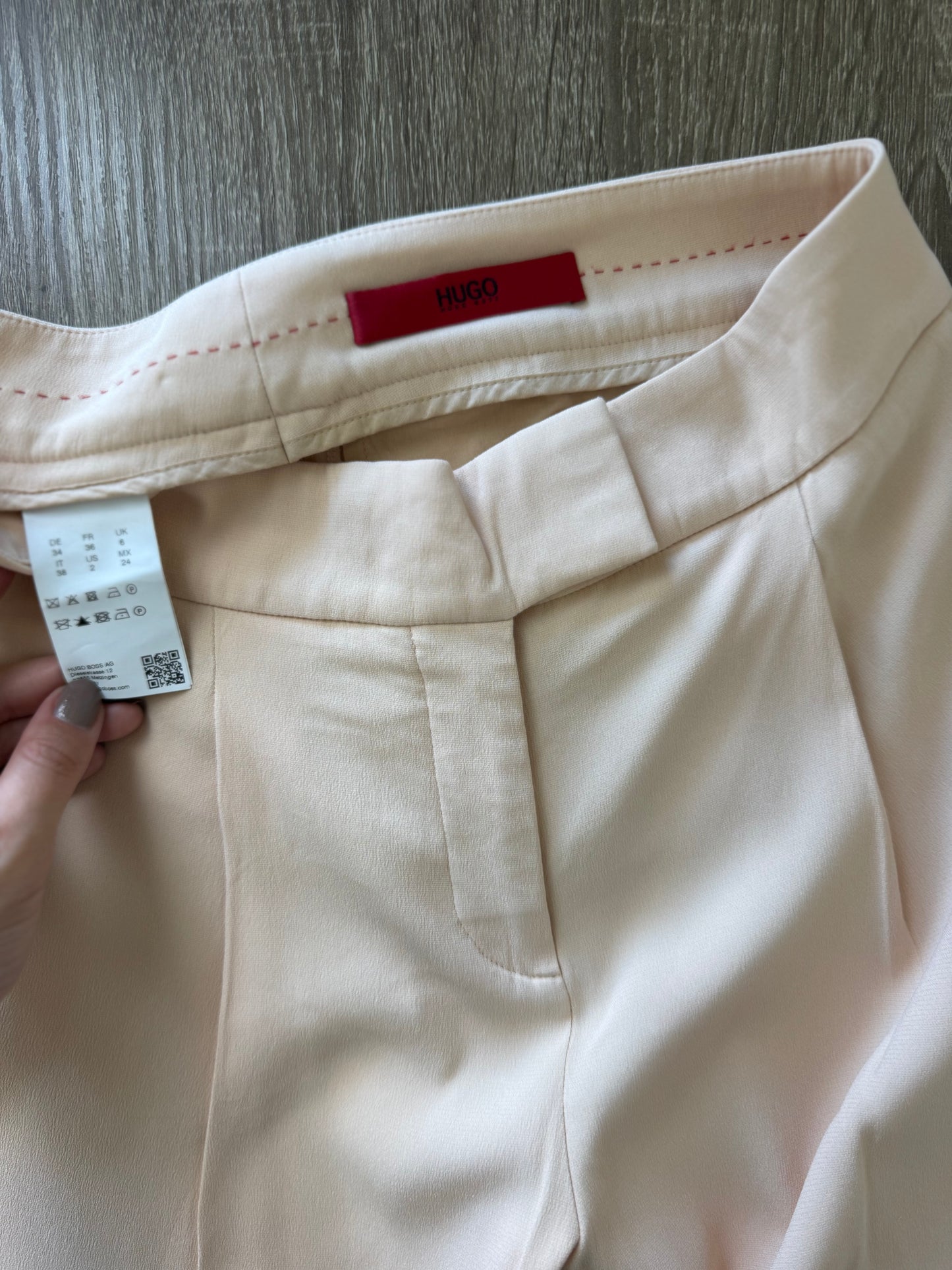 Pantalon elegant Hugo Boss peachy 
(Mărimea S)