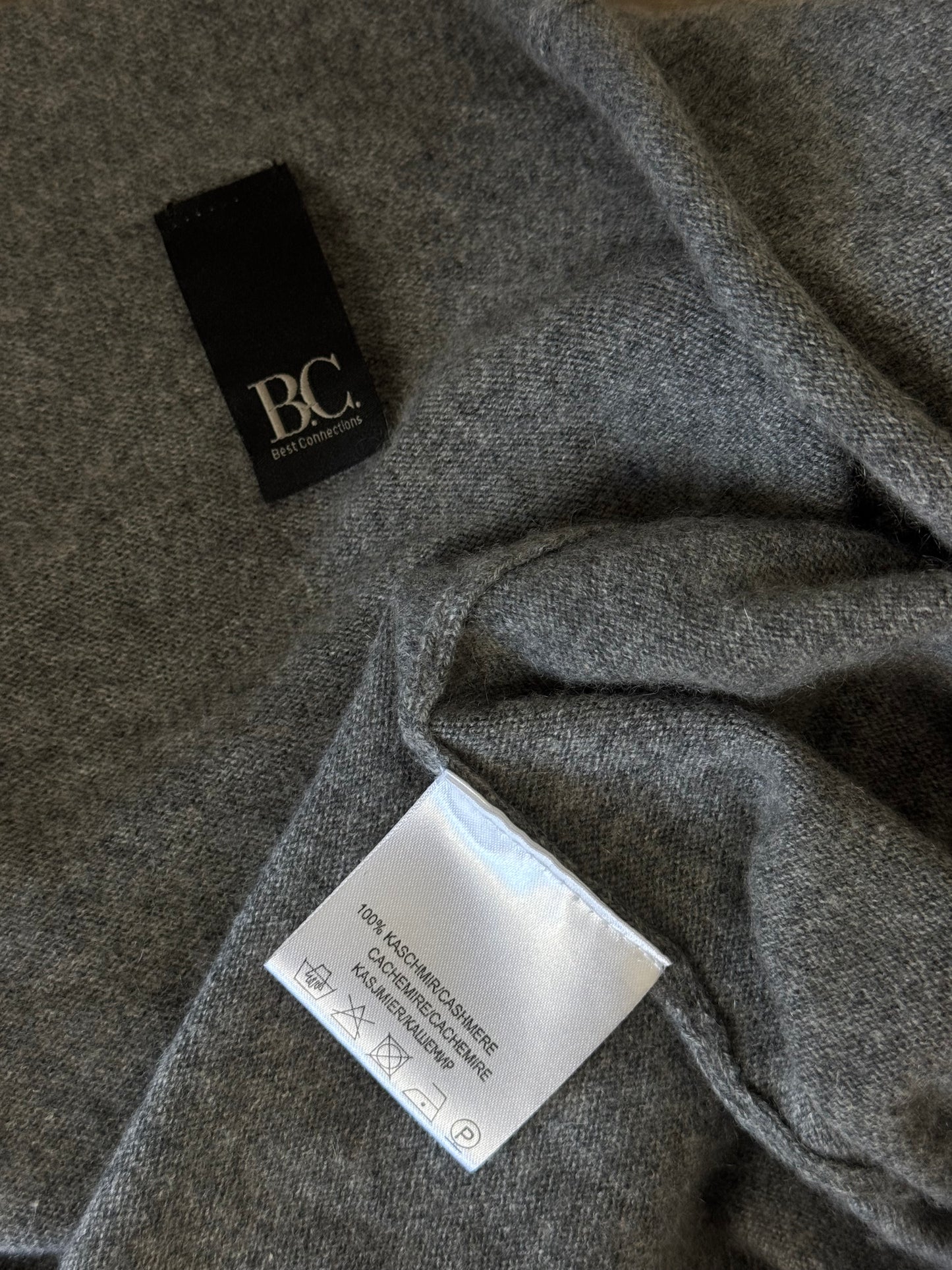 Jerse din 100% cașmir moale ( mărimea S)