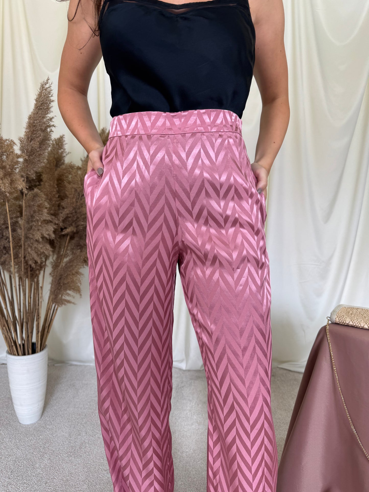 Pantalon TWINSET cu talie înaltă 
(Mărimea M)
