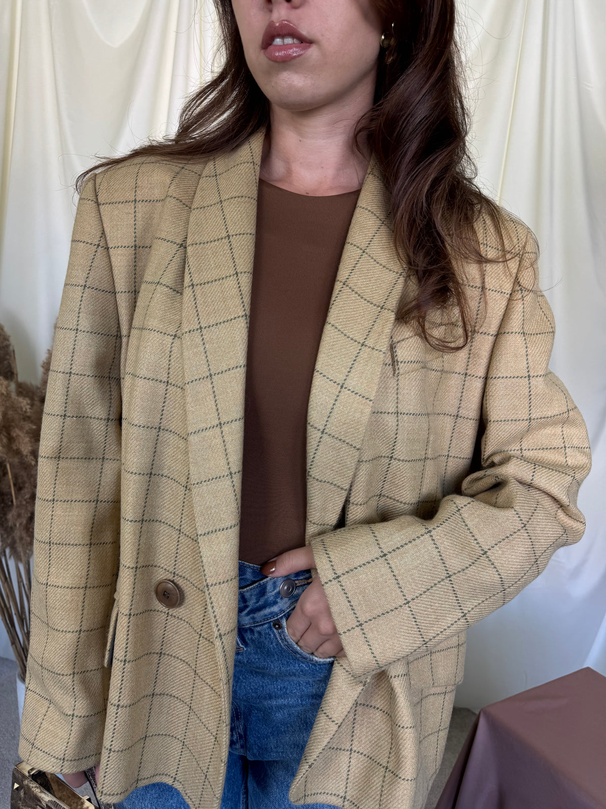 Sacou vintage superb din 100% lana merino, nasturi inscripționați ( mărimea L)