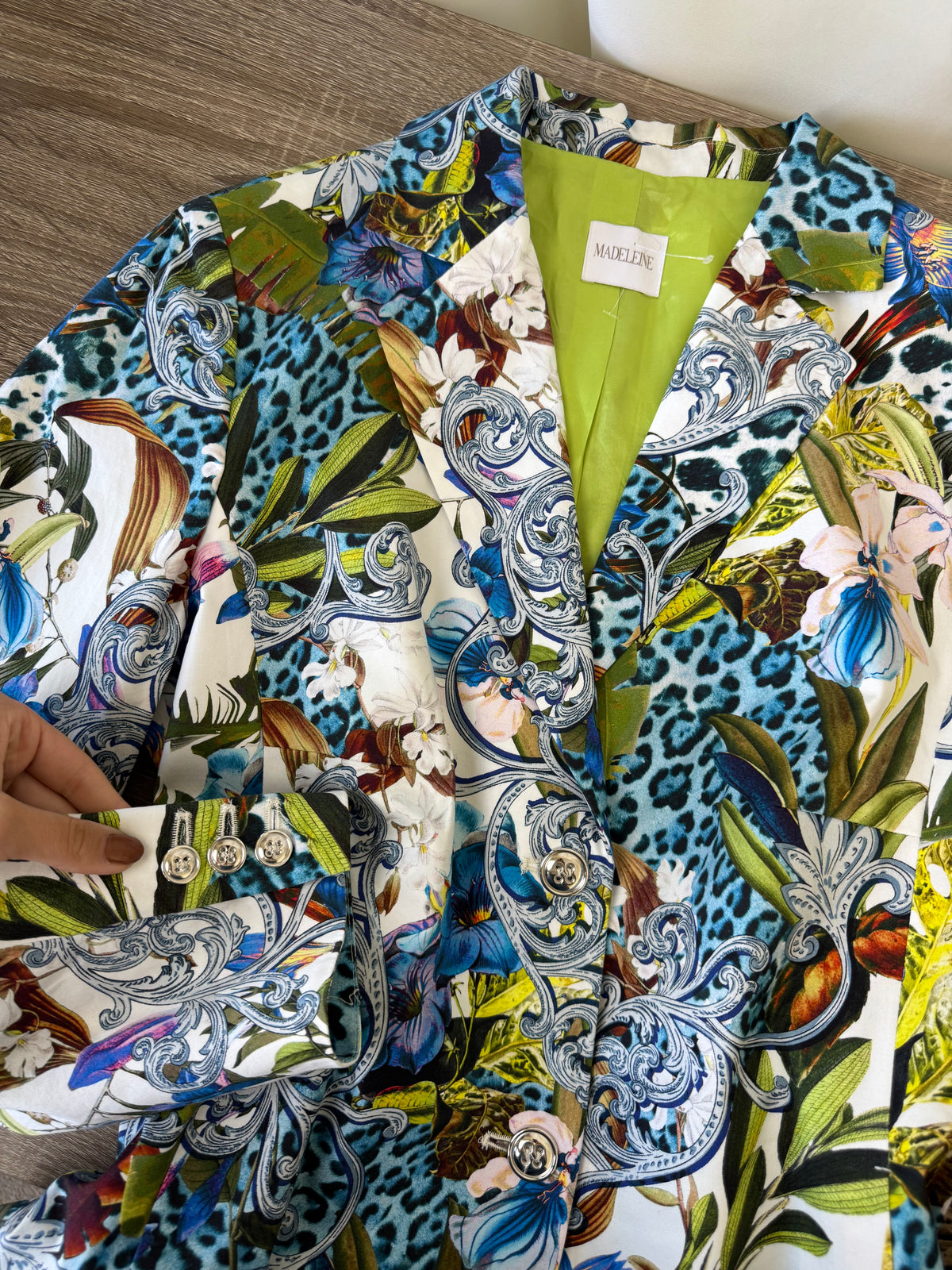 Sacou premium Madeleine din bumbac cu print floral în culori intense ( mărimea L/XL)