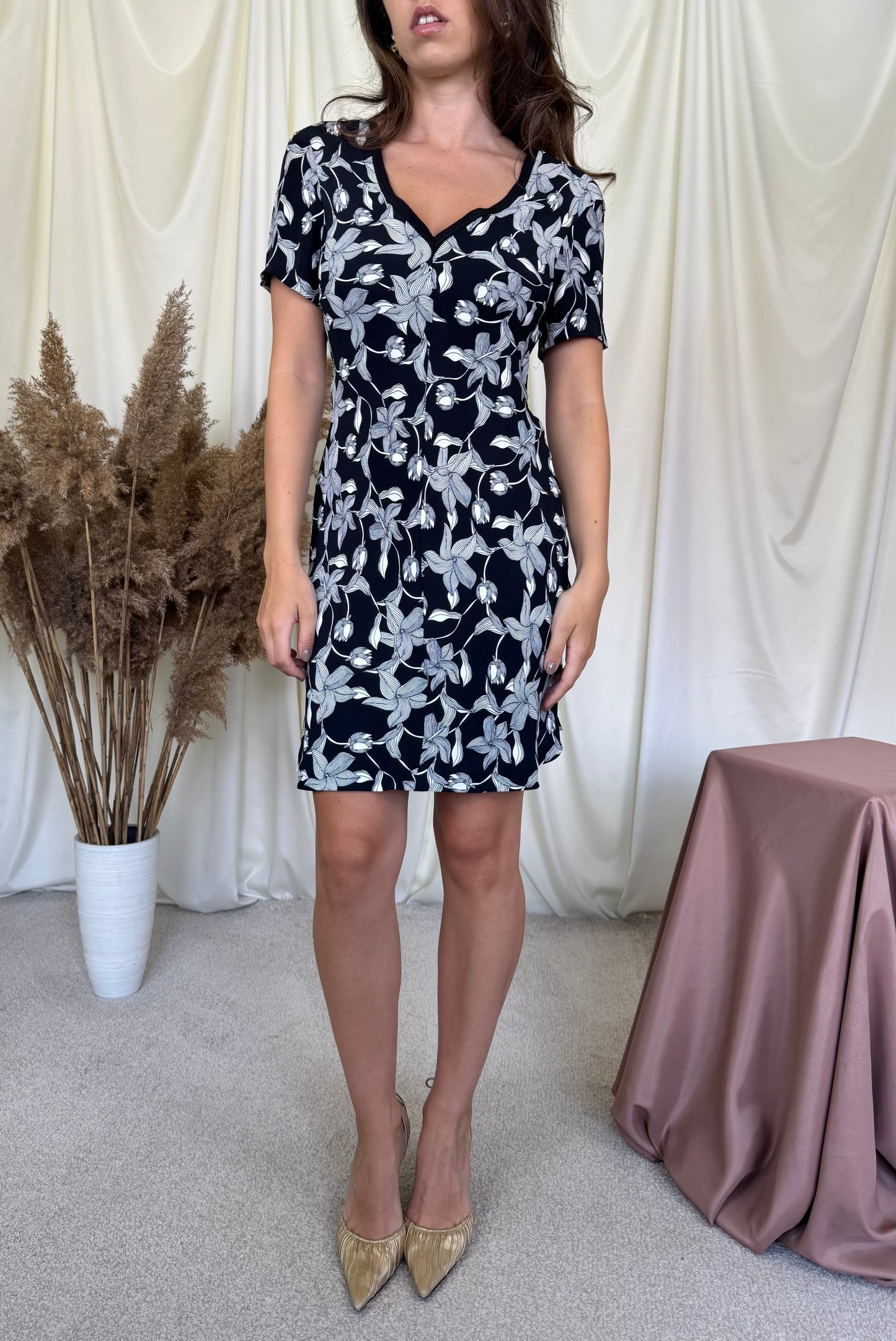Rochie SANDRO PARIS cu print floral și decolteu in V, spate decupat ( mărimea S)