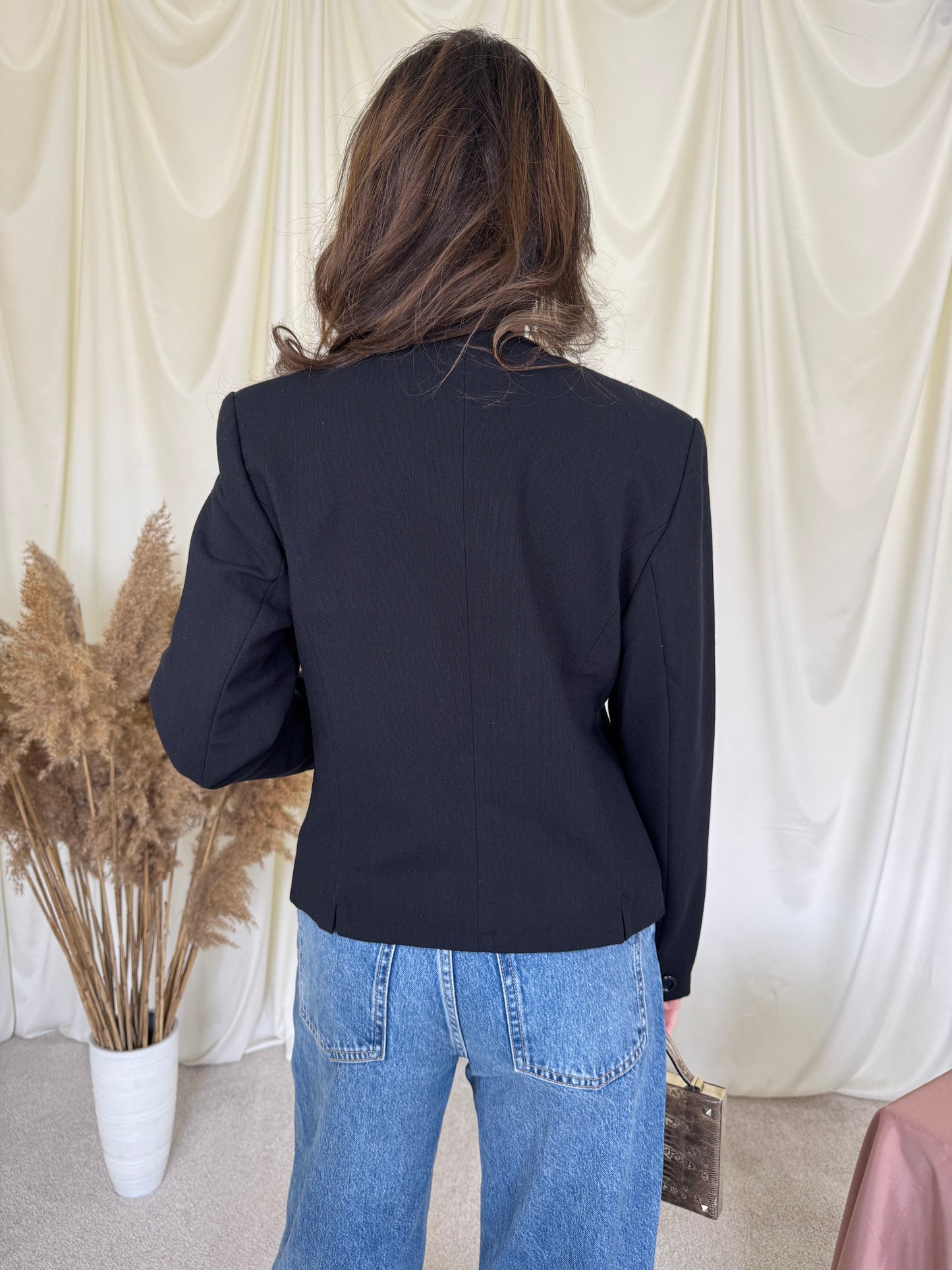 Jacheta - Sacou negru cu detalii metalice aurii( mărimea S)