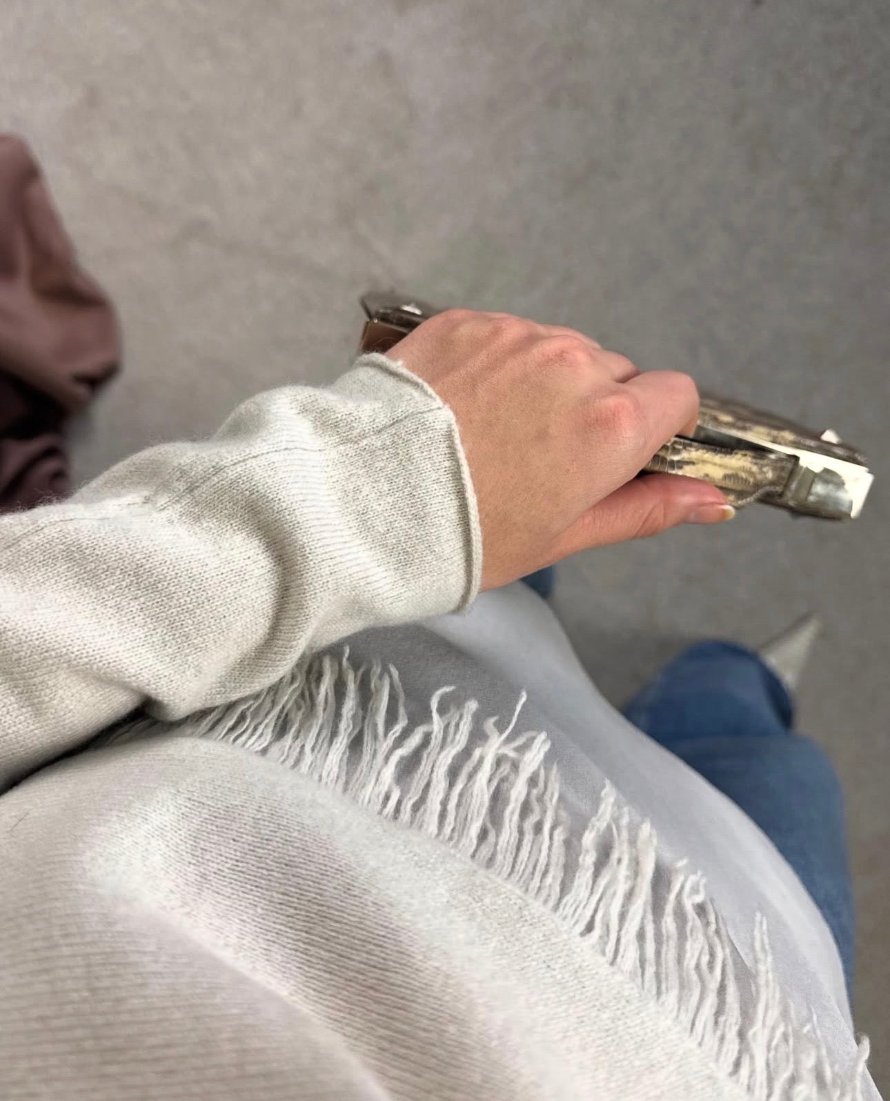 Pulover din lana cașmir și mătase ( mărimea S)