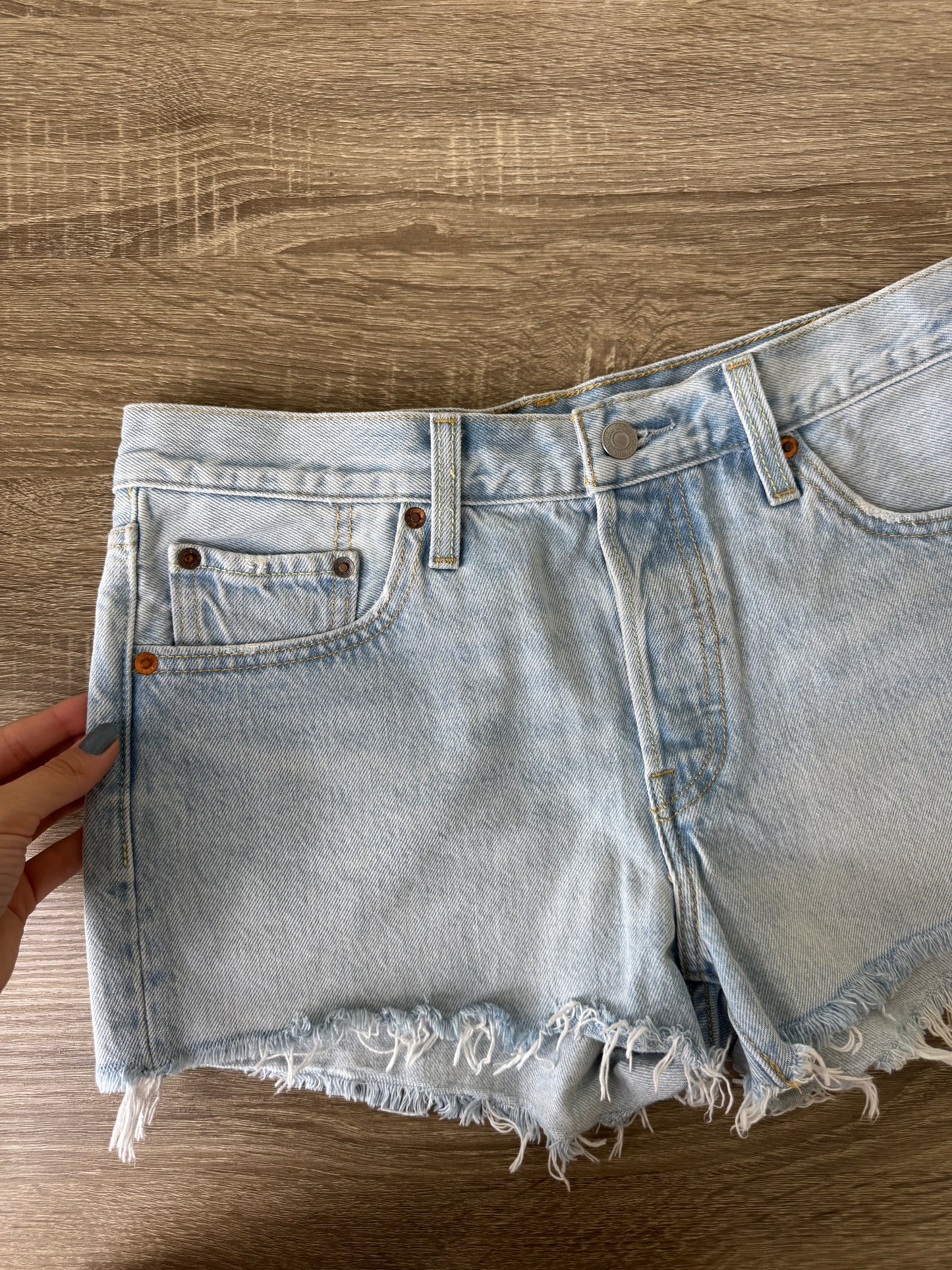 Levi’s 501 Albastru deschis, talie medie ( mărimea M)
