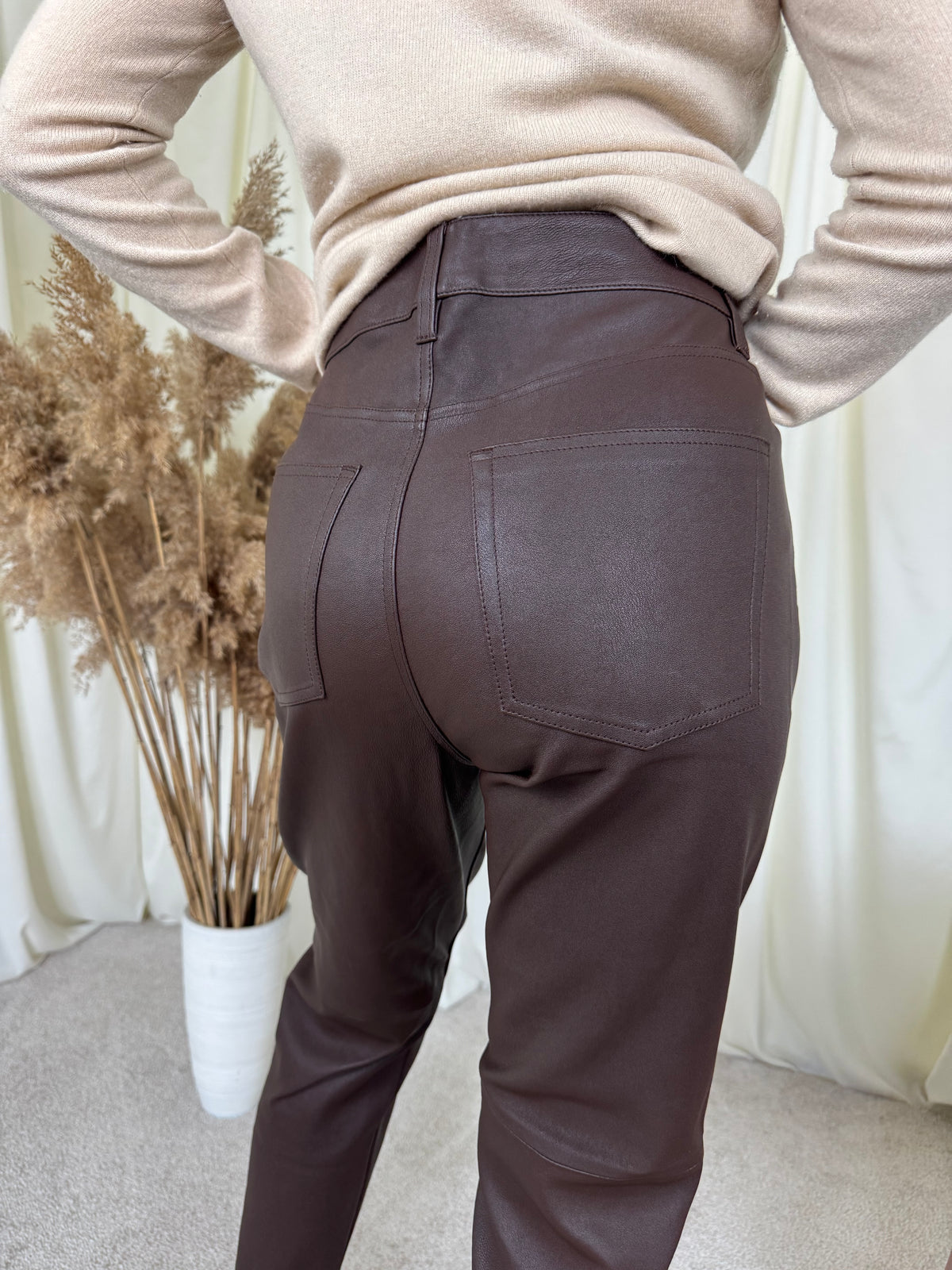Pantalon premium RALPH LAUREN din 100% piele naturala cu talie înaltă ( mărimea M)